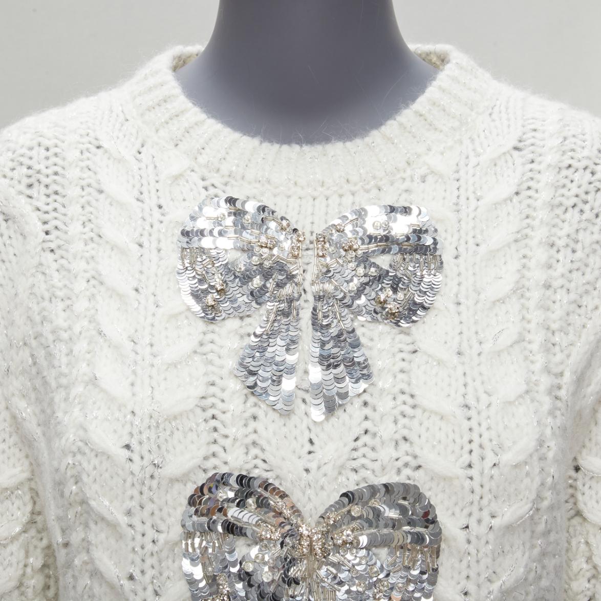 VALENTINO 2021 perlas plateadas lentejuelas lazo blanco lúrex jersey de punto por cable XS en venta 2