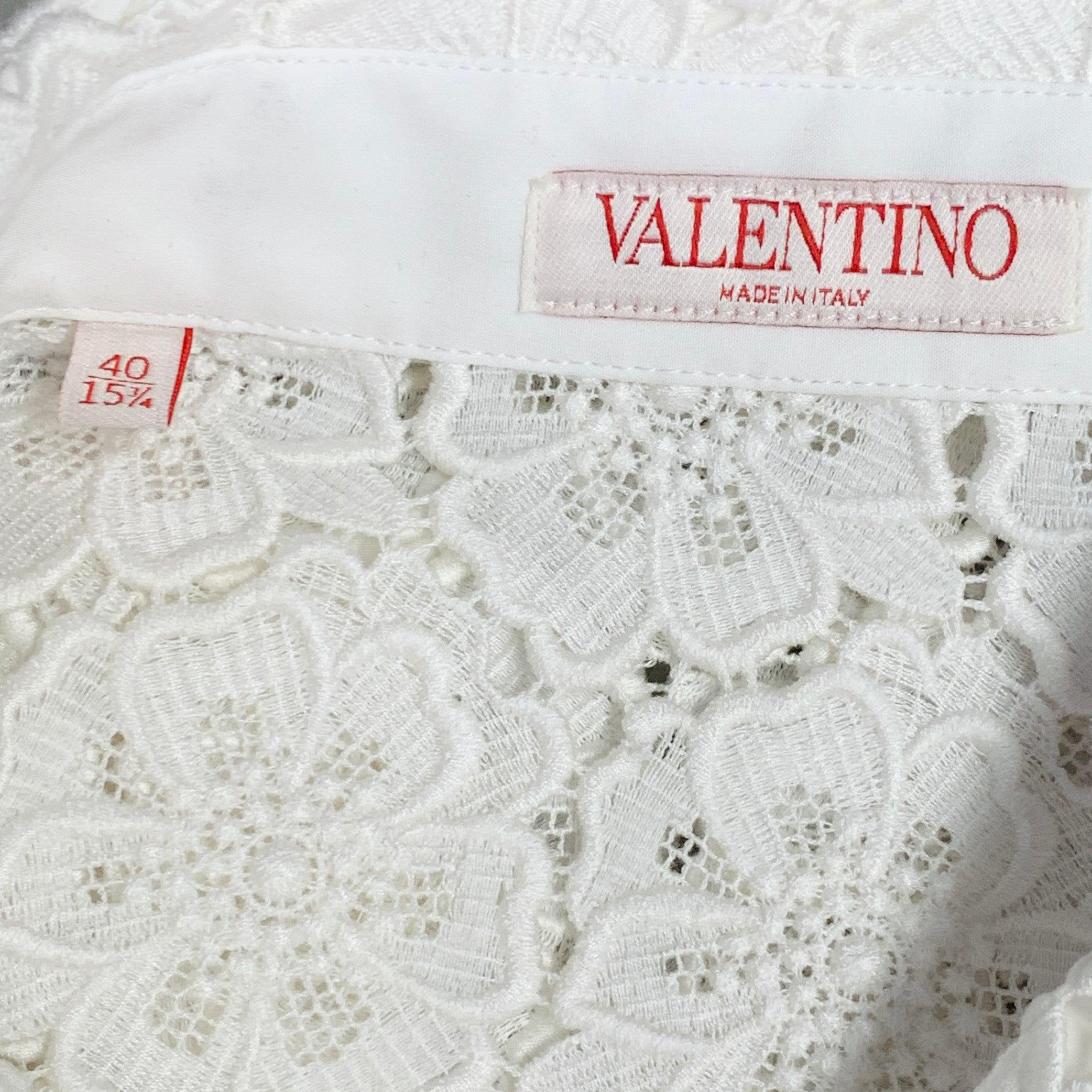 VALENTINO 2021 Taille M Chemise à manches courtes en dentelle blanche et coton mélangé à patte cachée Pour hommes en vente