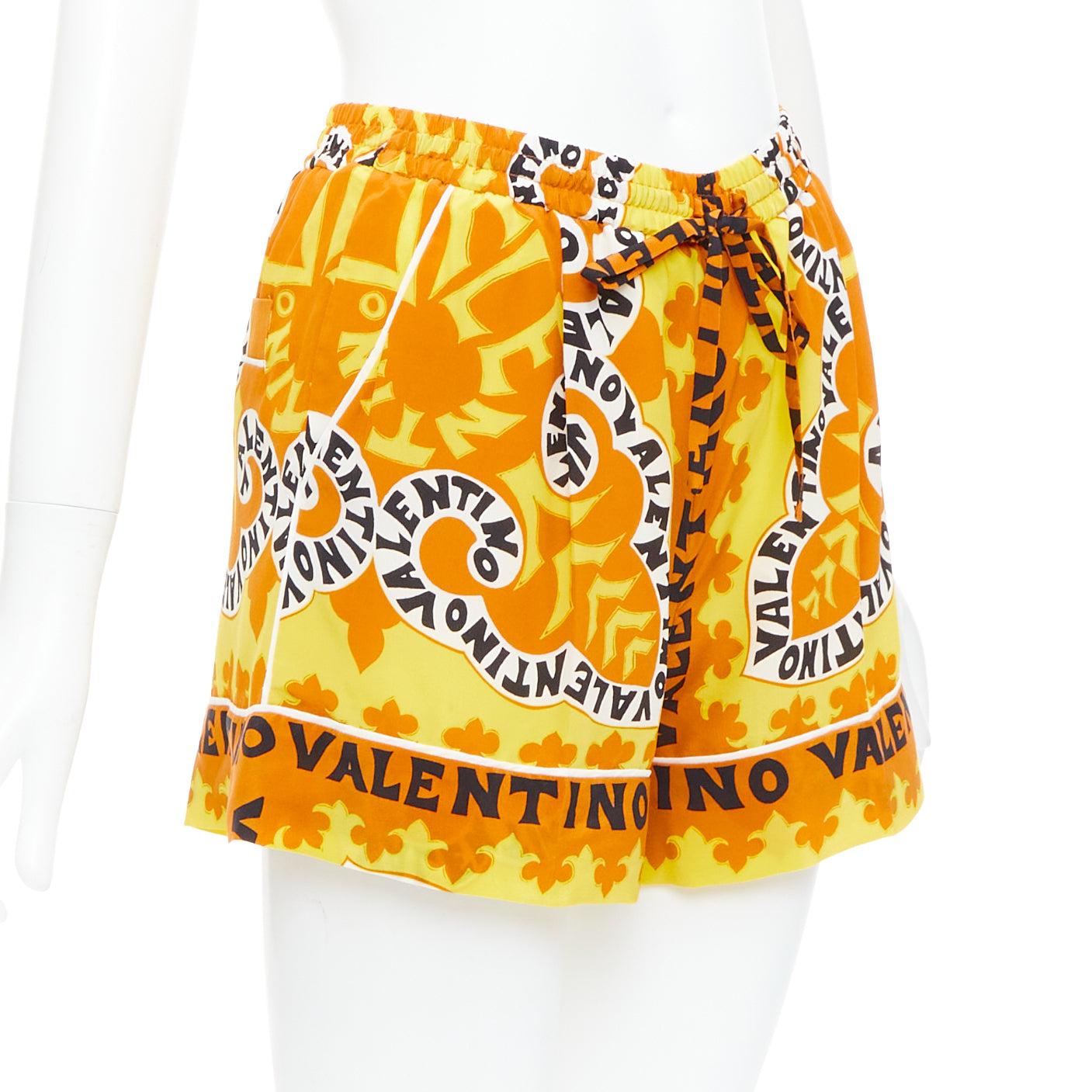 Yellow VALENTINO 2022 100% silk crepe yellow bandana print wide shorts IT36 XXS For Sale