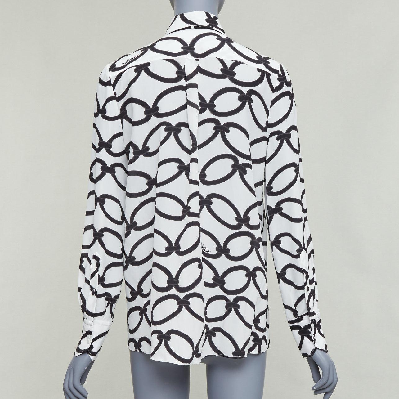 VALENTINO 2022 Chain 1967  black white crepe de chine silk blouse IT38 XS im Angebot 1