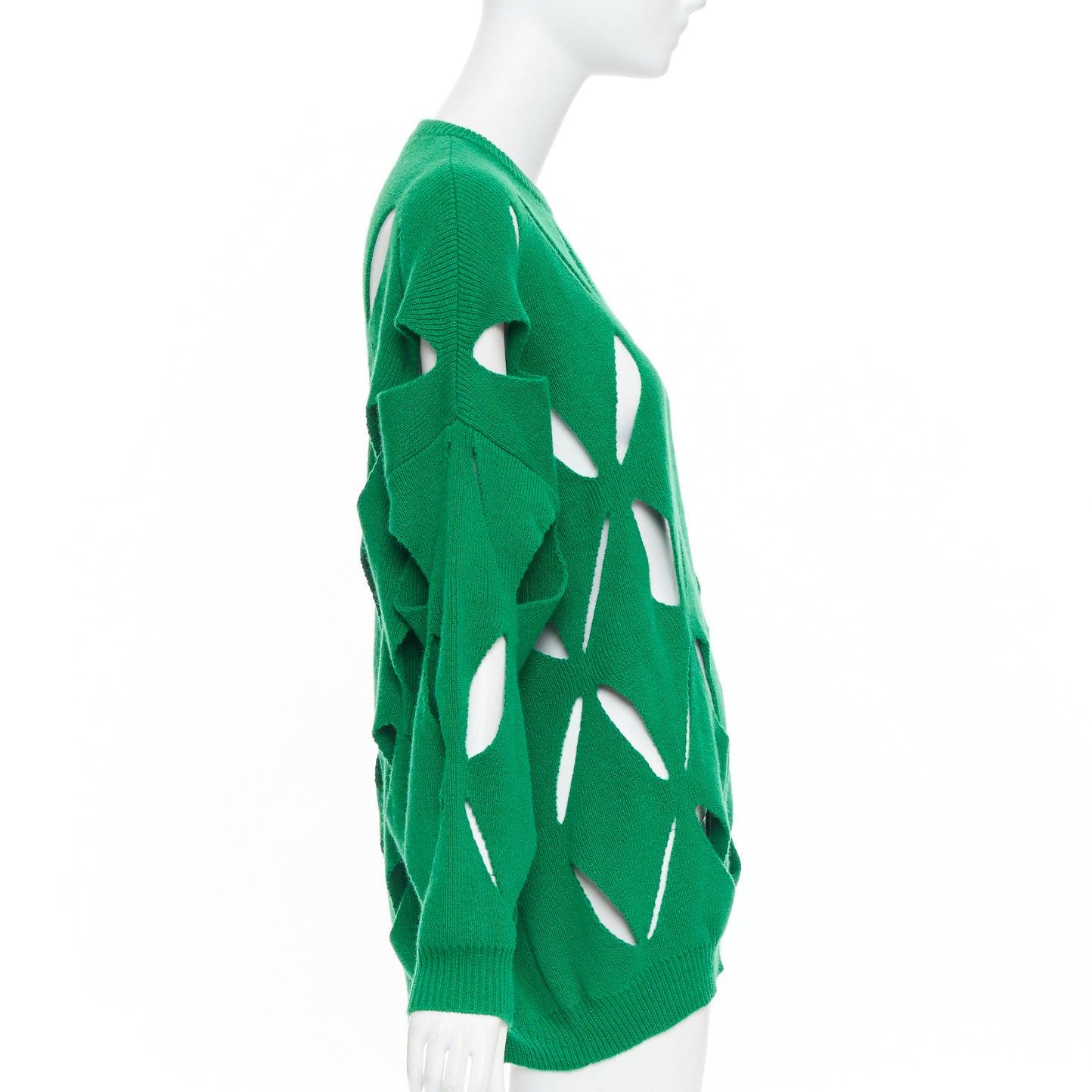 Women's VALENTINO 2022 Pier Paolo Piccioli green virgin wool cut out sweater XXS For Sale