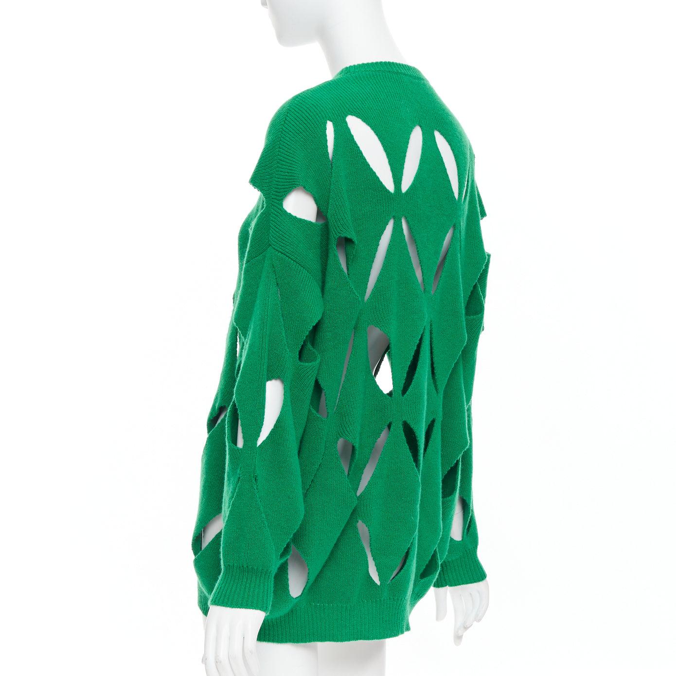 VALENTINO 2022 Pier Paolo Piccioli green virgin wool cut out sweater XXS For Sale 2