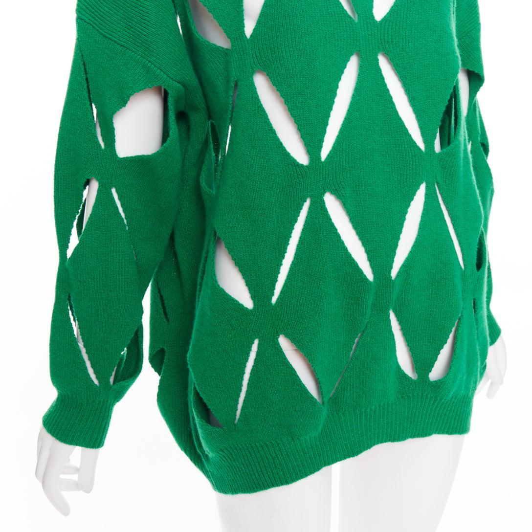 VALENTINO 2022 Pier Paolo Piccioli green virgin wool cut out sweater XXS For Sale 3