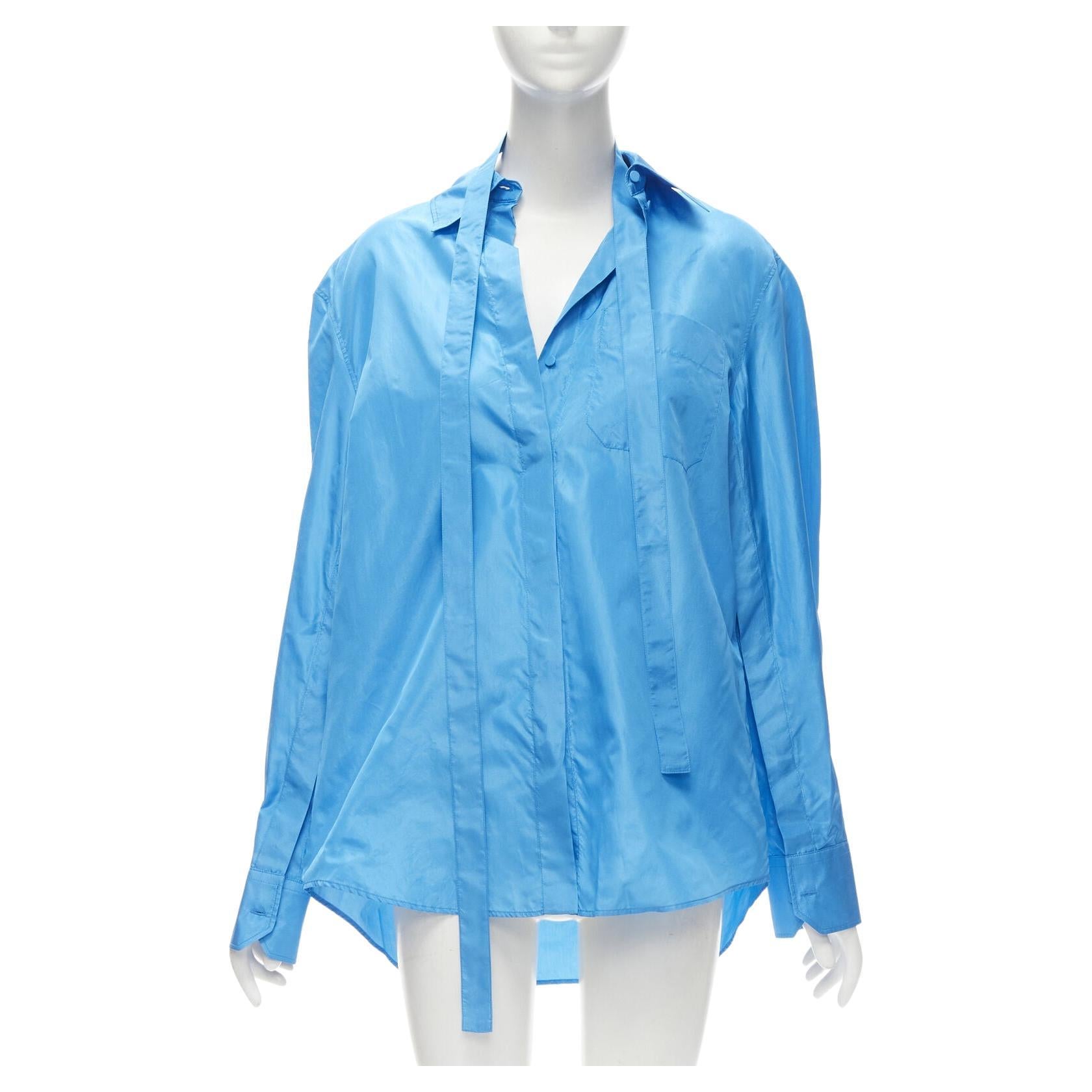 VALENTINO 2022 Runway blue silk tafetta relaxed neck tie oversized shirt IT38 XS For Sale