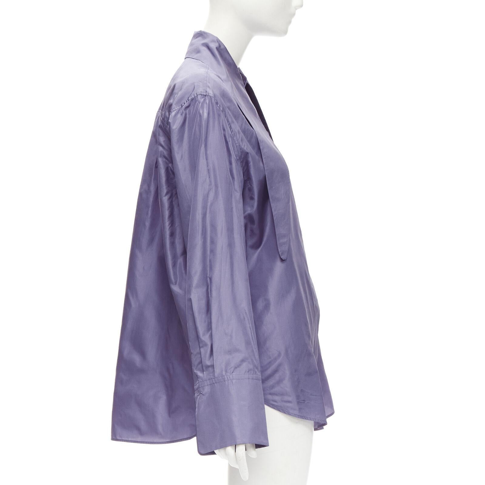 Women's VALENTINO 2022 Runway purple lilac silk taffeta tie oversized shirt IT36 XS For Sale