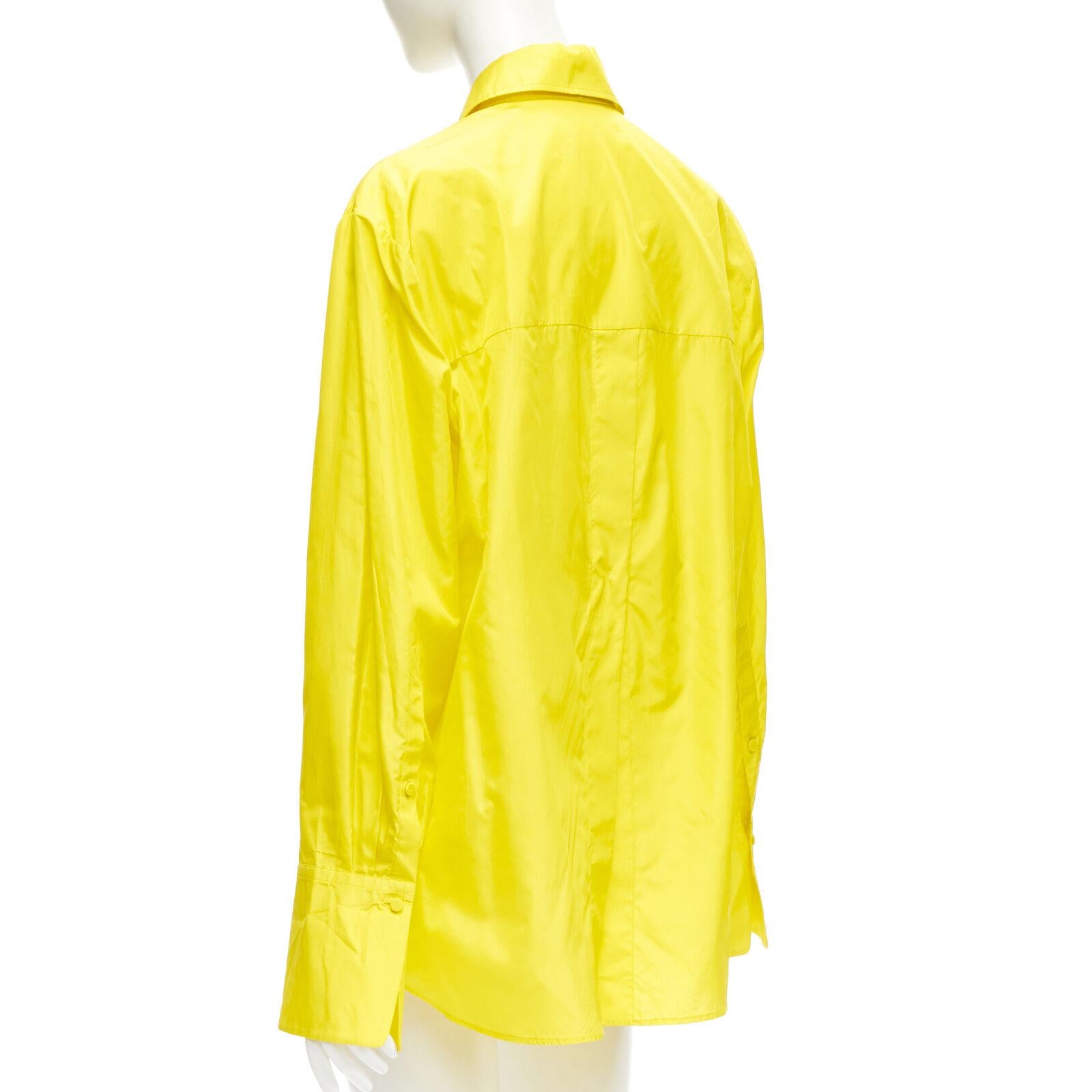 VALENTINO 2022 Runway yellow silk taffeta back slit boxy oversized shirt IT38 XS For Sale 2