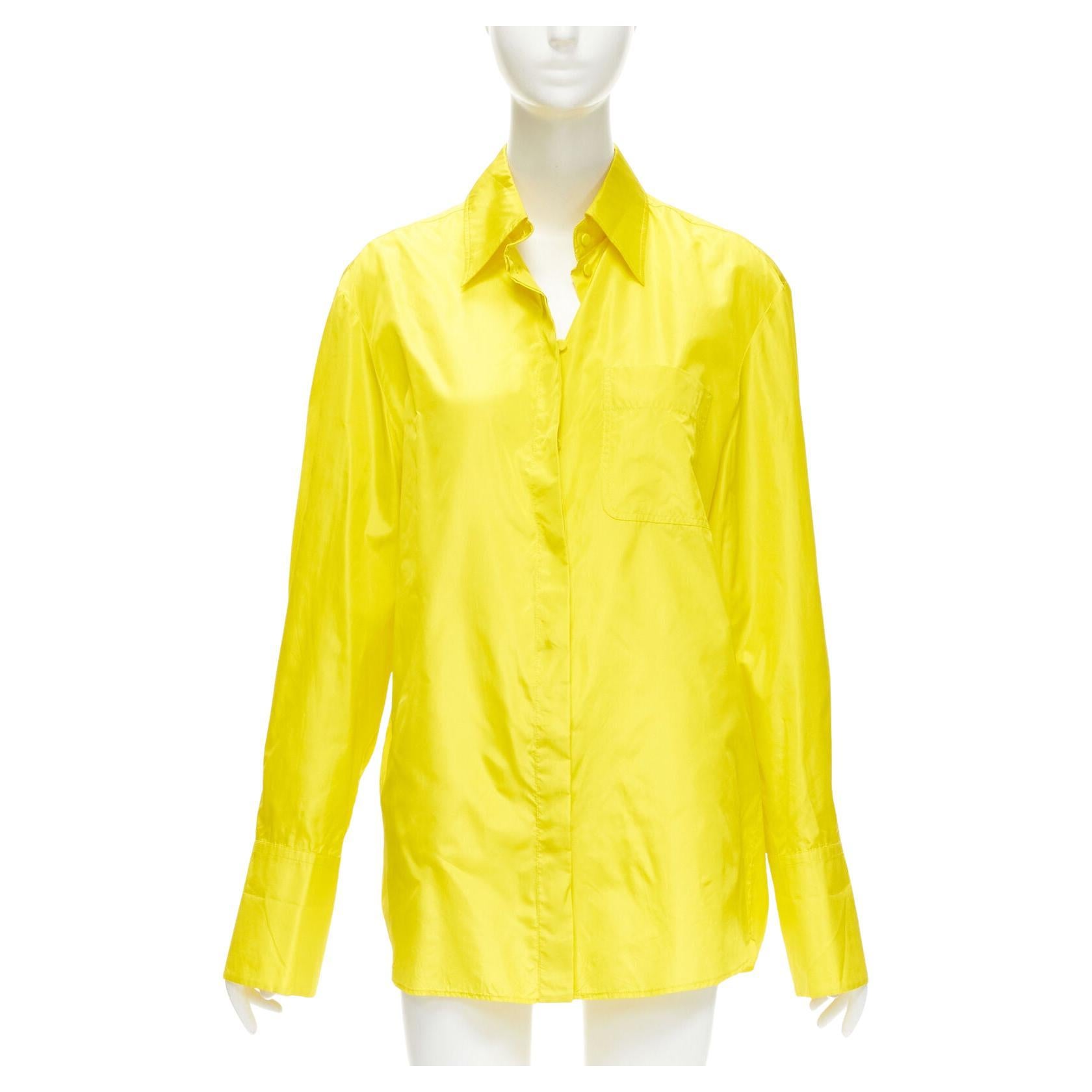 VALENTINO 2022 Runway yellow silk taffeta back slit boxy oversized shirt IT38 XS For Sale