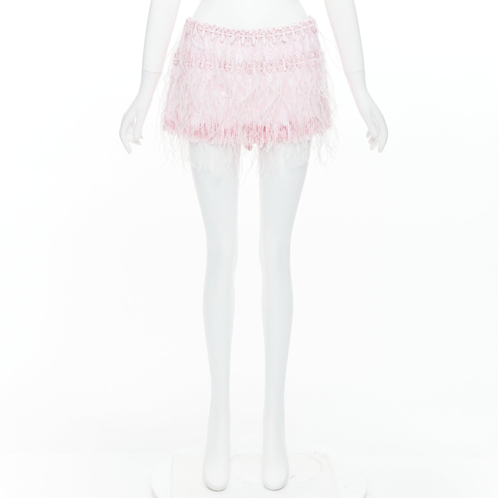 VALENTINO 2023 mini-jupe rose pâle en soie à sequins et plumes d'autruche IT40 S en vente 5