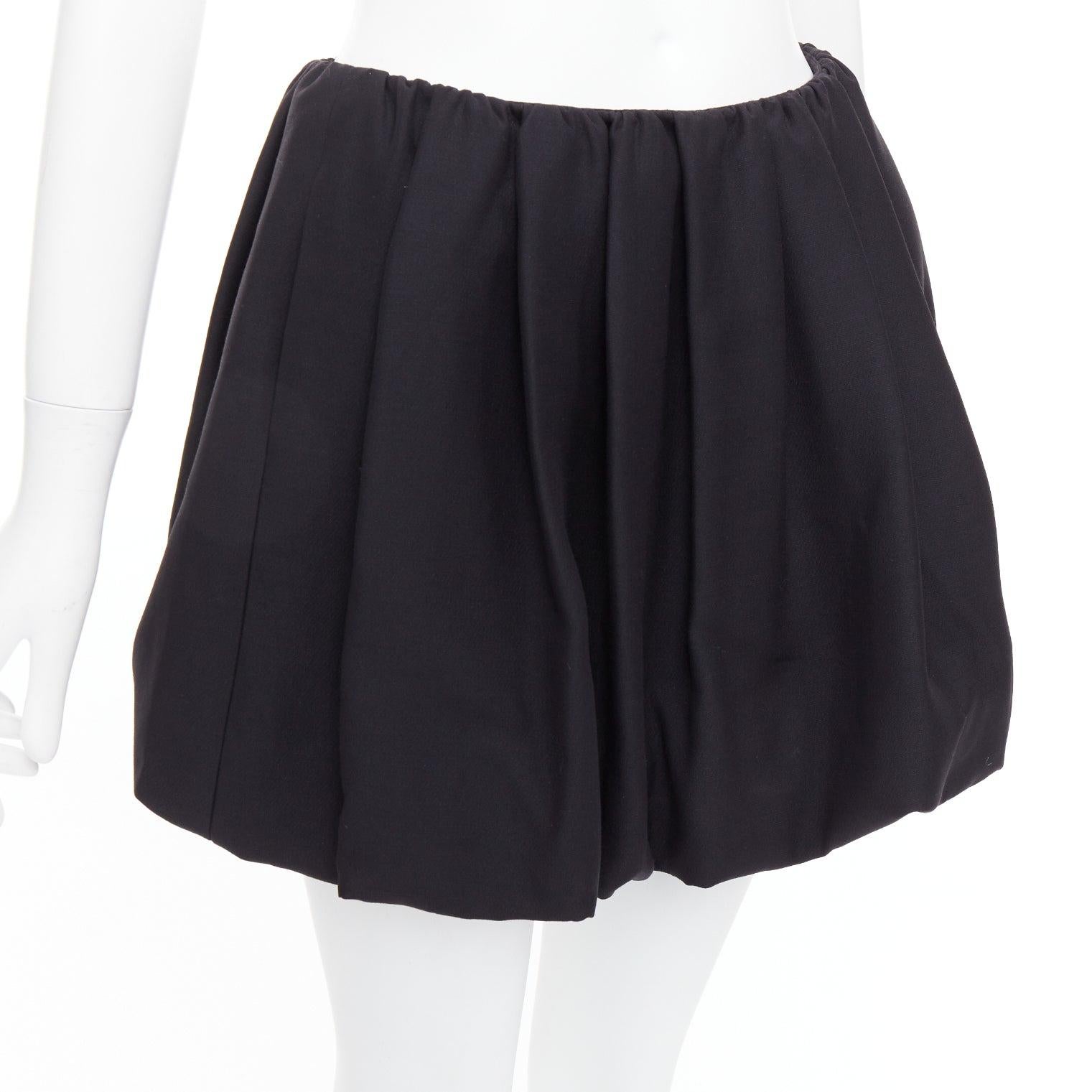 VALENTINO 2023, jupe à bulles en crêpe de soie couture noire taille IT 38 XS en vente 3