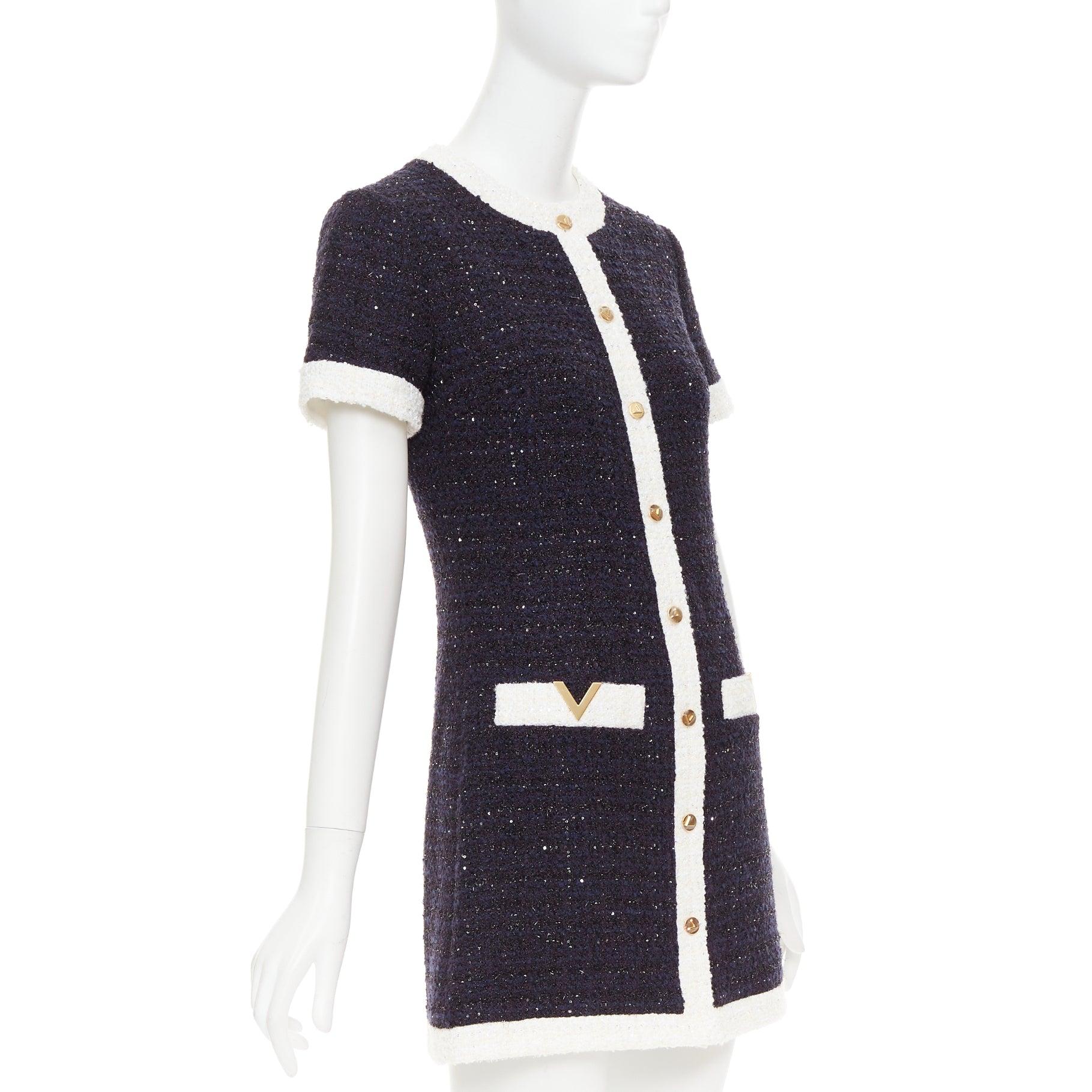 Black VALENTINO 2023 Retro Mini cream navy boucle tweed V logo mini dress IT38 XS For Sale