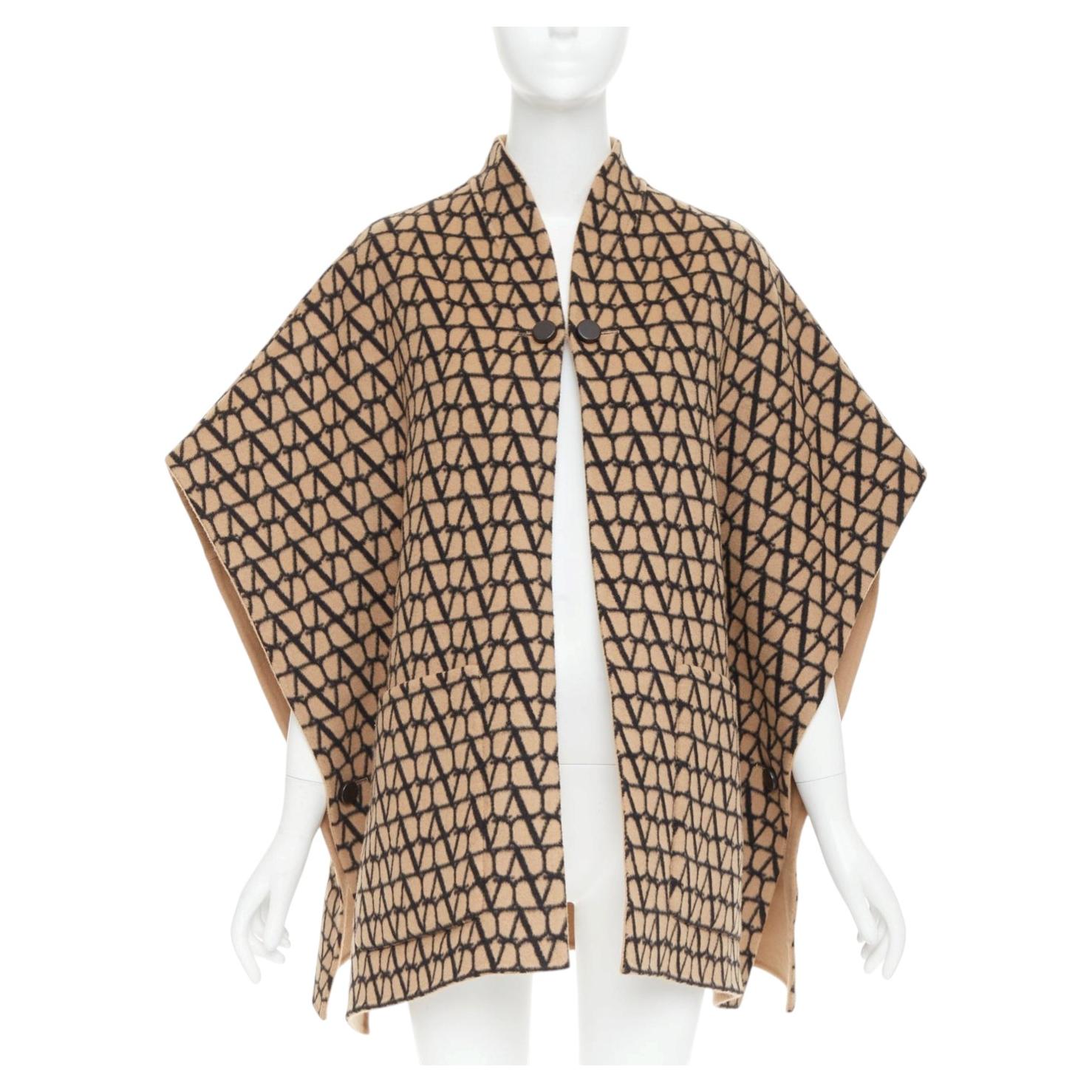 Pre-owned Valentino 2023 Runway Toile Iconographe Reversible Wool Cape Jacket It38 In Brown
