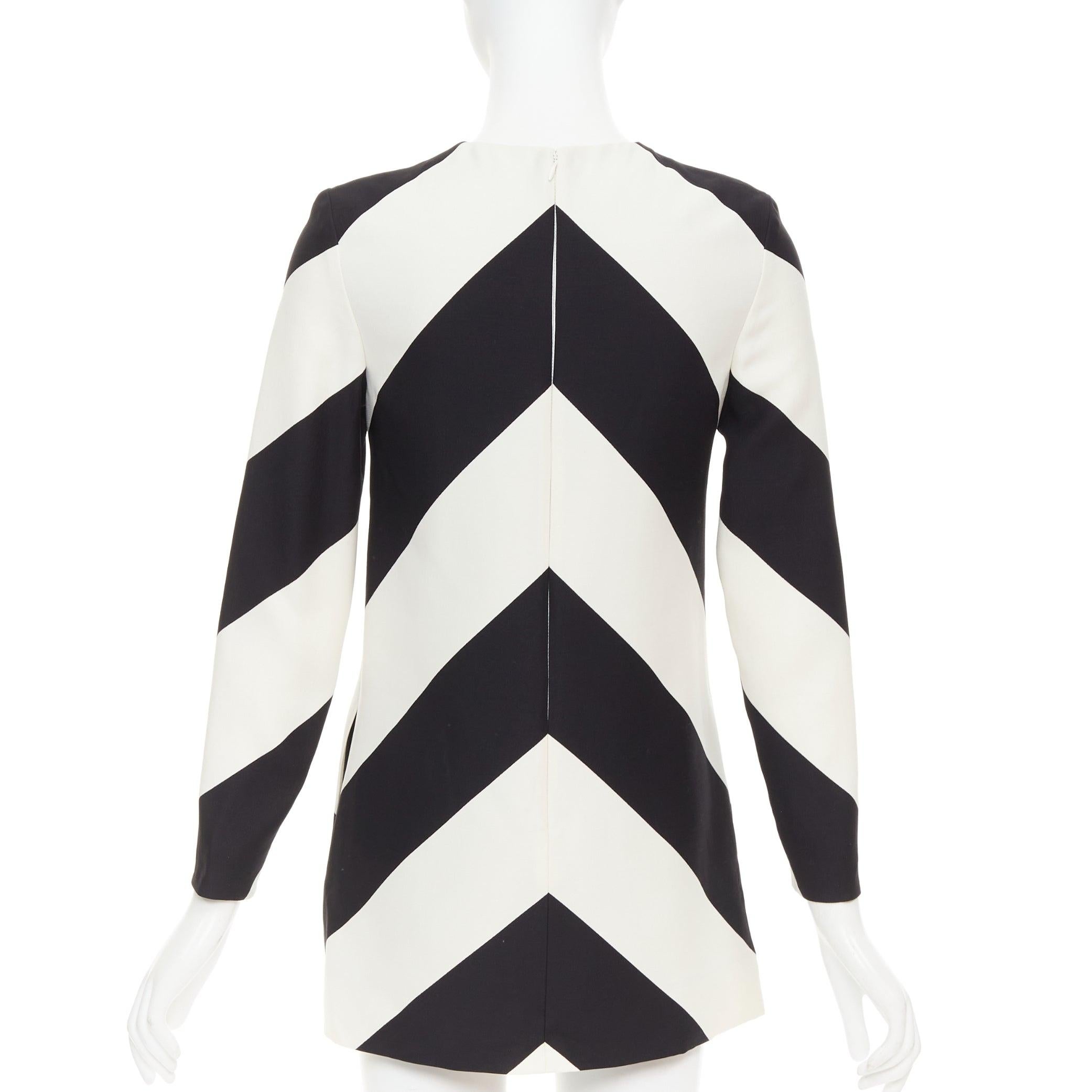 VALENTINO 2023 Strhype Crepe Couture black wool chevron mini dress IT36 XXS For Sale 1