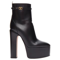 VALENTINO 2023 Tango 155 black leather Vlogo gold buckle platform boots EU39