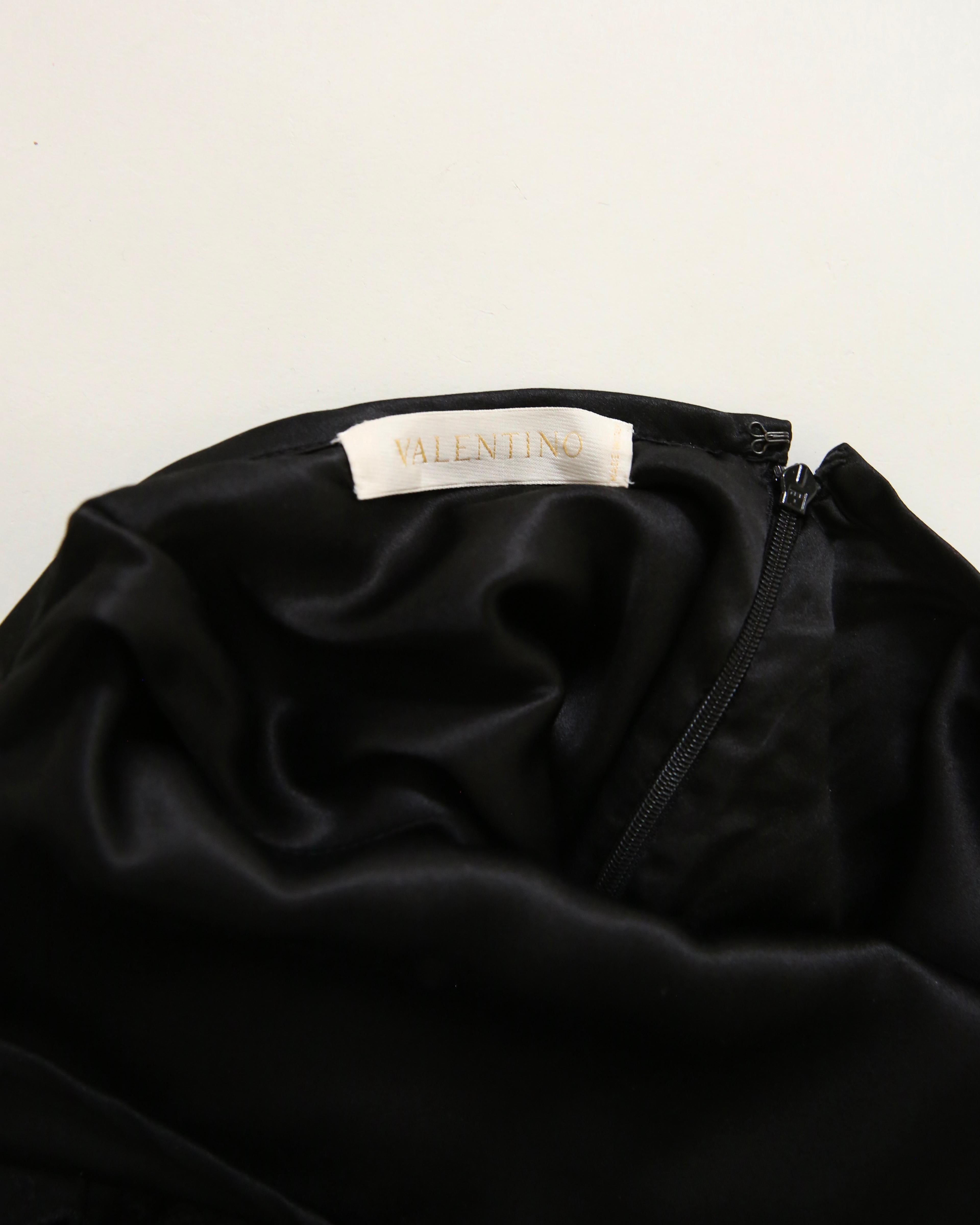Valentino 98 Vintage black embellished tassel backless sequin maxi dress gown  For Sale 10