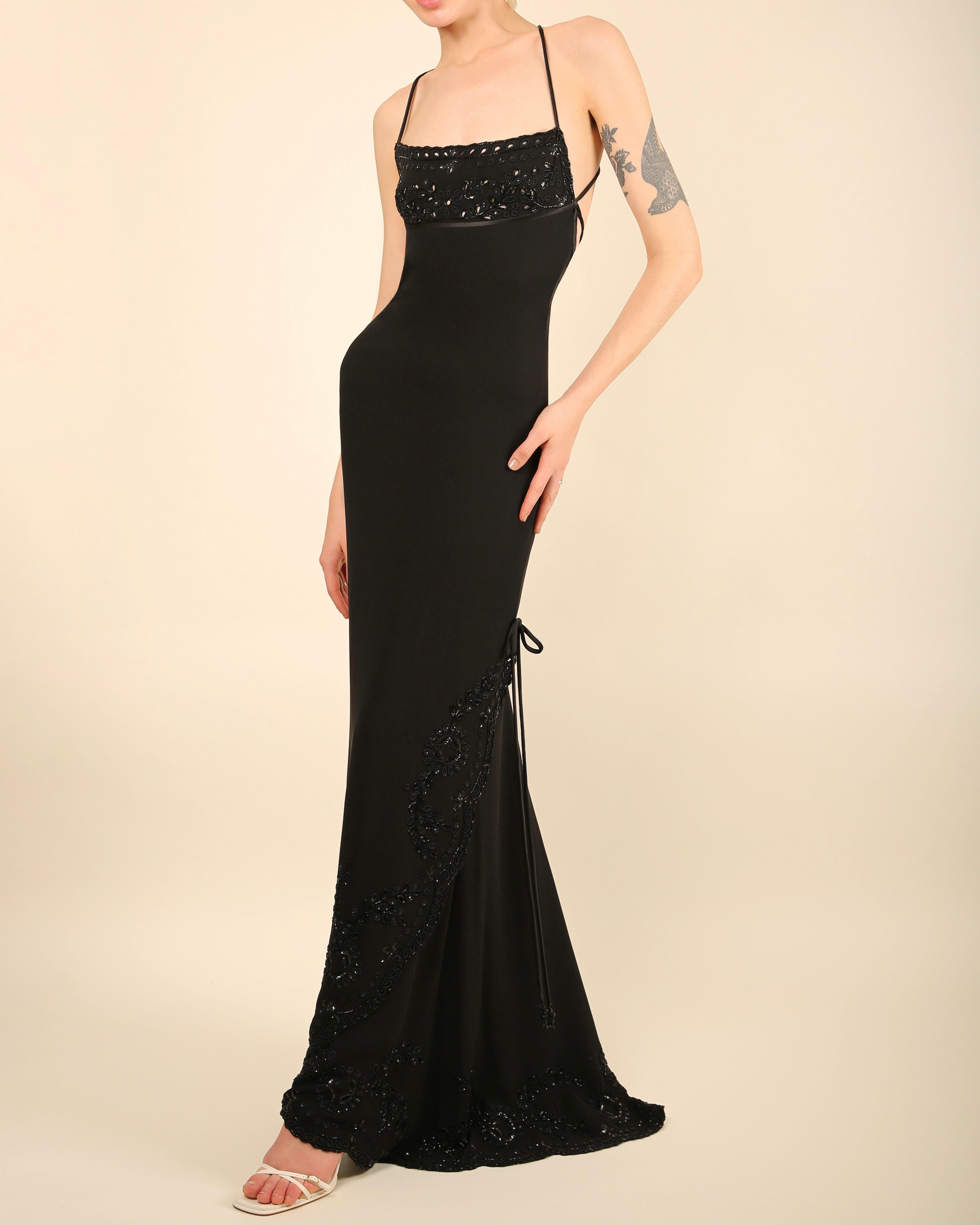 Valentino 98 Vintage black embellished tassel backless sequin maxi dress gown  In Excellent Condition For Sale In Paris, FR