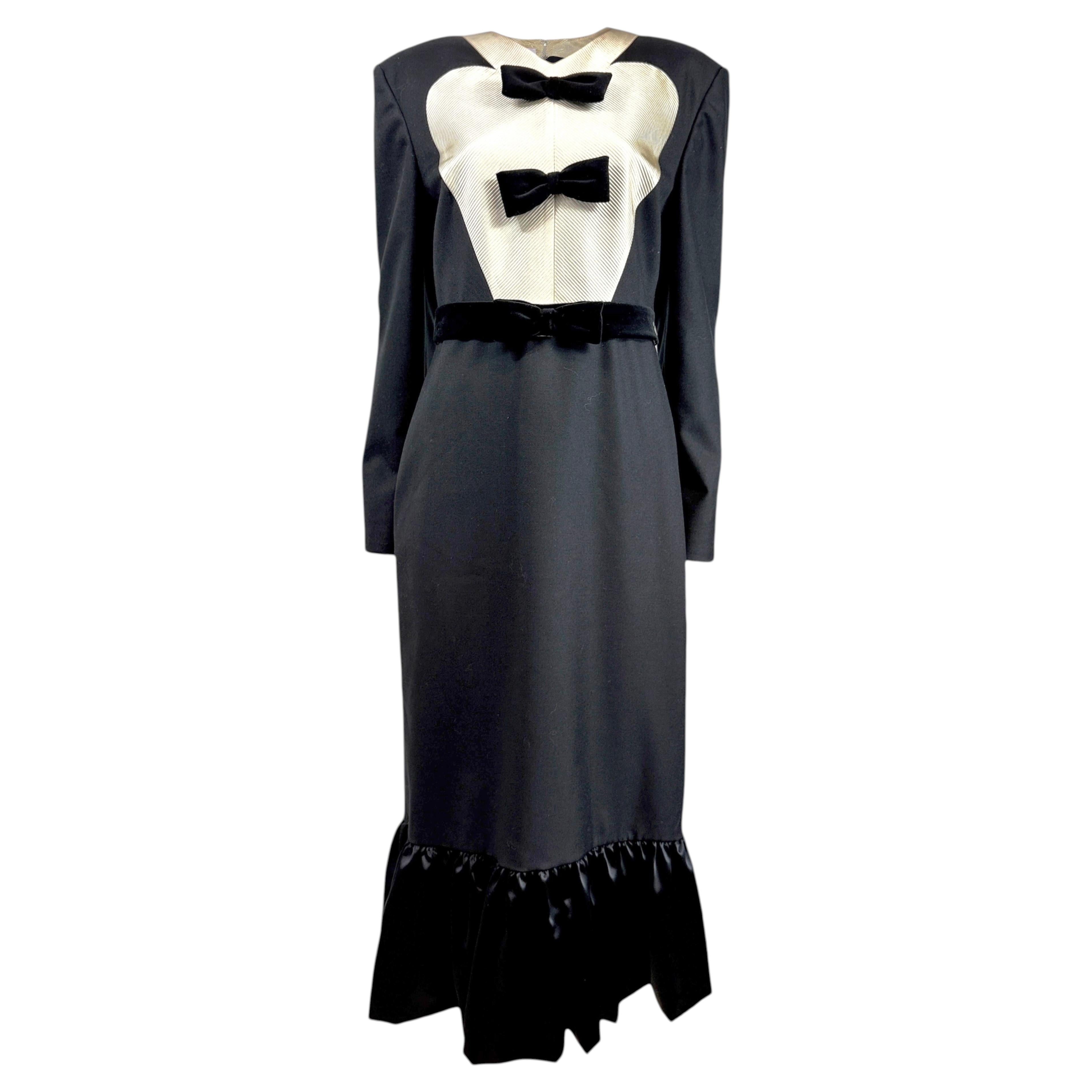 Valentino Alessandro Michele Printemps 2025 Look 1 Robe à volants noire