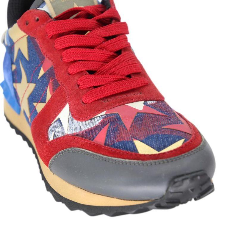 Valentino American Flag 38 Camo Rockrunner Sneakers VL-0520N-0187

Signature Valentino Rockrunner Low Top Studded Sneakers. Stars and stripes with elegant back heel studded detail with breathtaking colors. These are in pre-used condition with wear