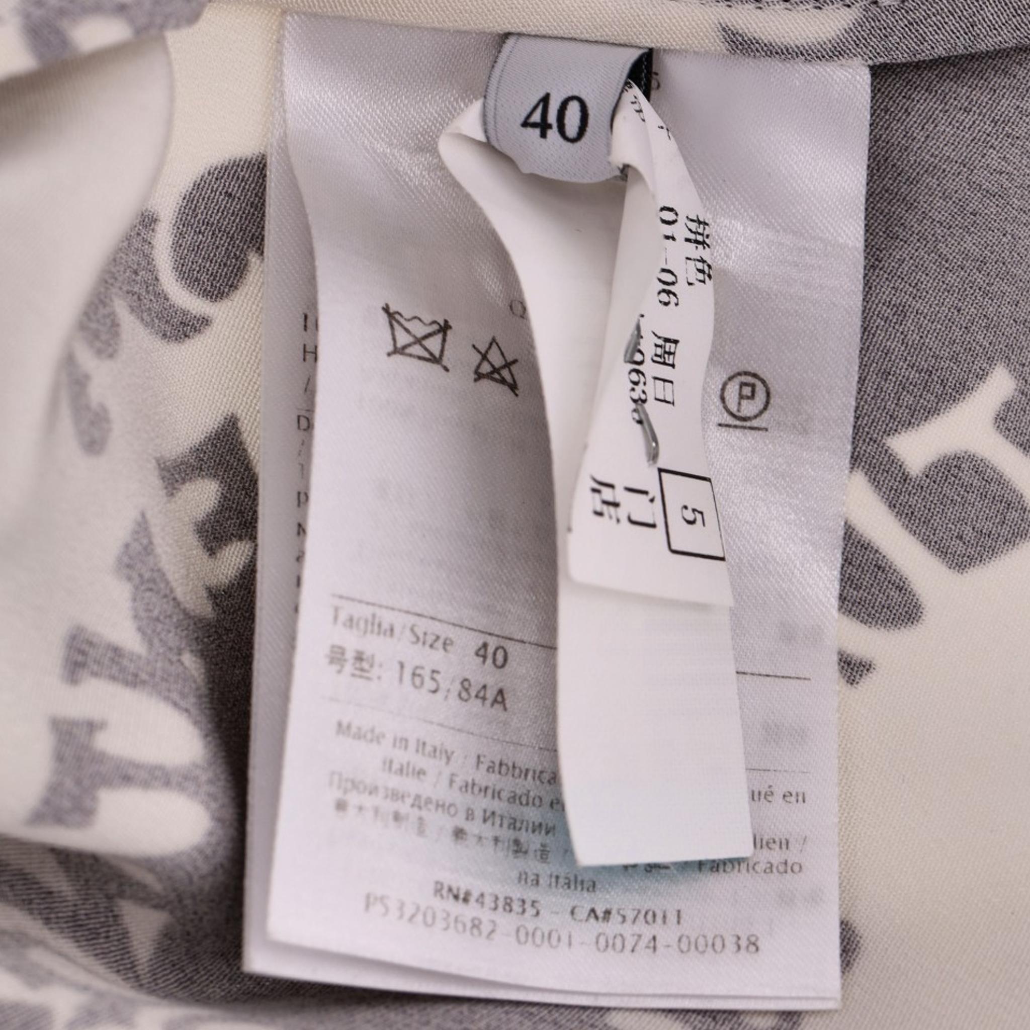 Vestido asimétrico de seda con logo Valentino en venta 2