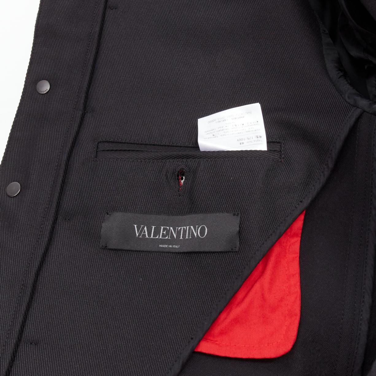 VALENTINO Veste militaire à panneaux à manches et à dos en soie mélangée épaulettes blanches IT48 M en vente 5