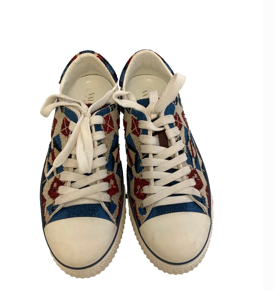 Valentino Beaded Aztec Sneakers In Good Condition For Sale In Glasgow, GB