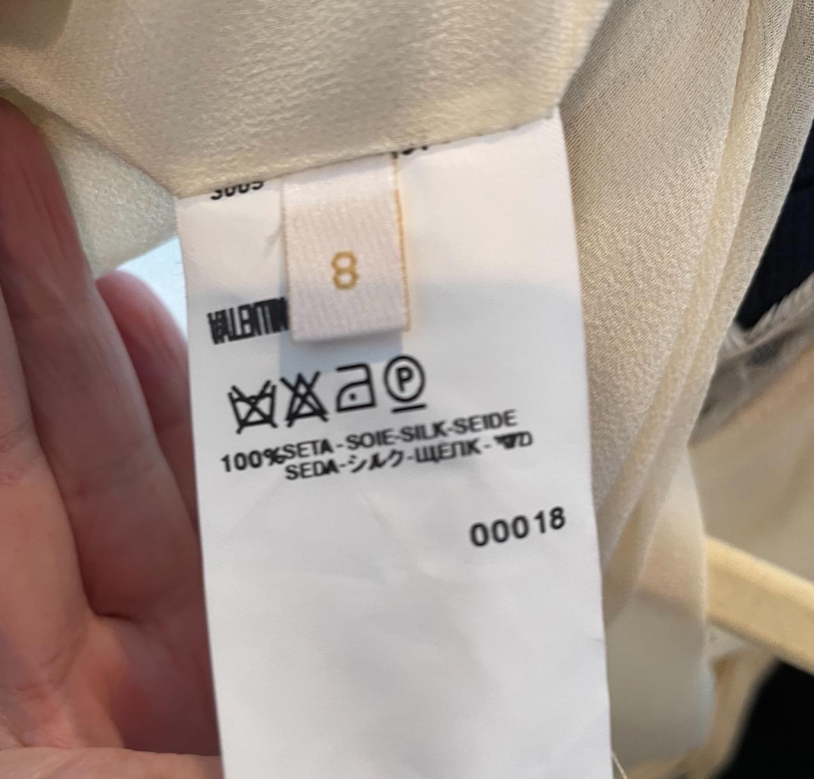 Perlenbesetztes Chiffon-Kleid von Marie-Chantal Miller getragen von Valentino''s 45. im Angebot 9