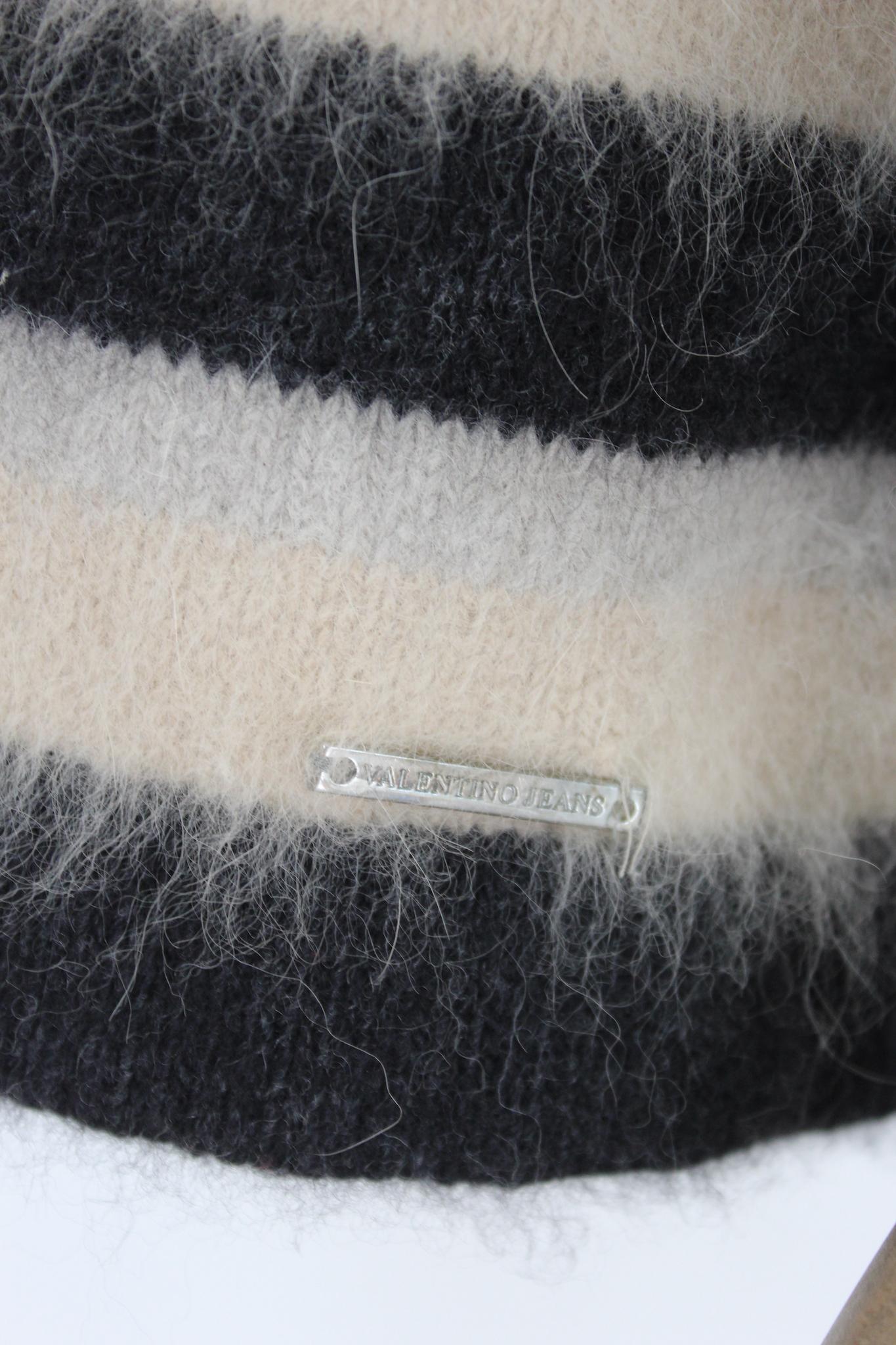 Valentino Beige Black Angora Wool Vintage Sweater 90s For Sale 1
