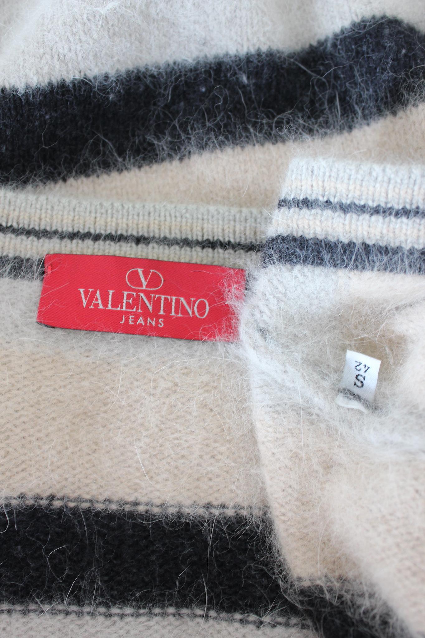 Valentino Beige Black Angora Wool Vintage Sweater 90s For Sale 2