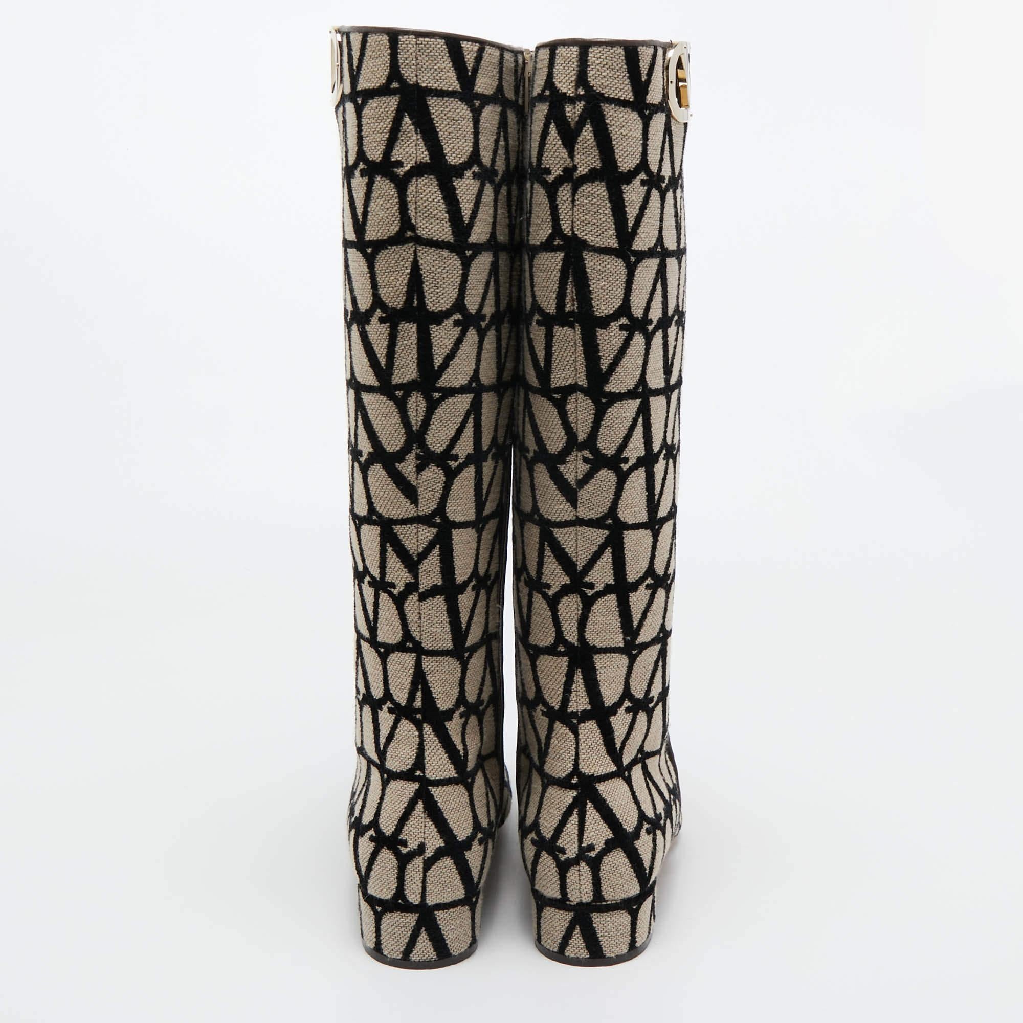 Women's Valentino Beige/Black Canvas Toile Iconographe Knee Length Boots Size 38 For Sale