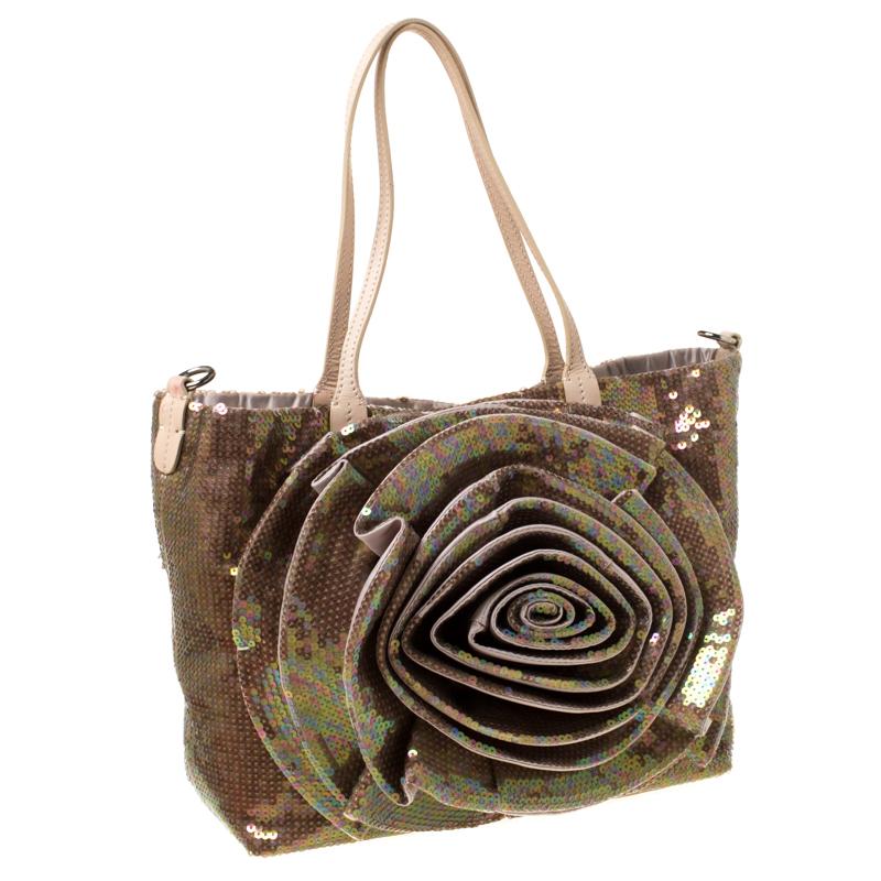 Valentino Beige/Bronze Sequins and Leather Petale Tote In Good Condition In Dubai, Al Qouz 2