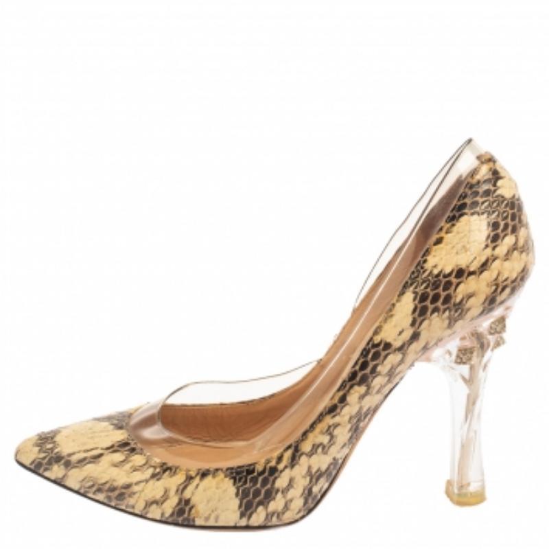 Valentino Beige/Brown Python Leather And PVC  Embellishment Pumps Size 36 In Good Condition For Sale In Dubai, Al Qouz 2