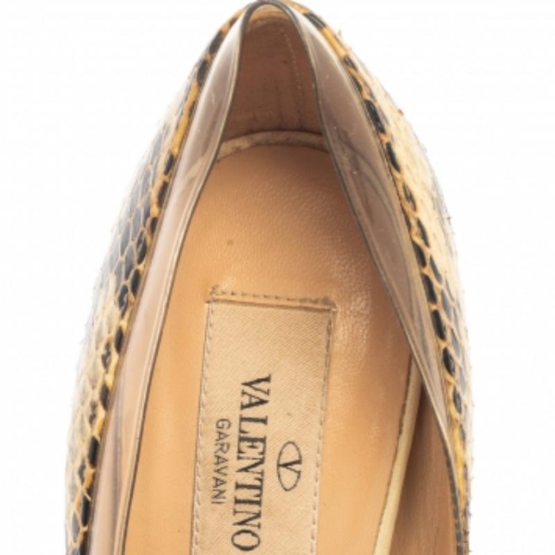 Valentino Beige/Brown Python Leather And PVC  Embellishment Pumps Size 36 For Sale 3