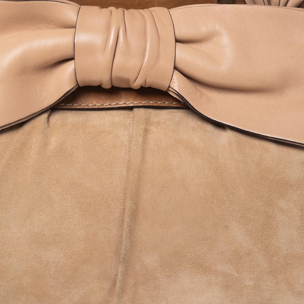 Valentino Beige/Brown Suede and Leather Aphrodite Bow Top Handle Bag In Good Condition In Dubai, Al Qouz 2