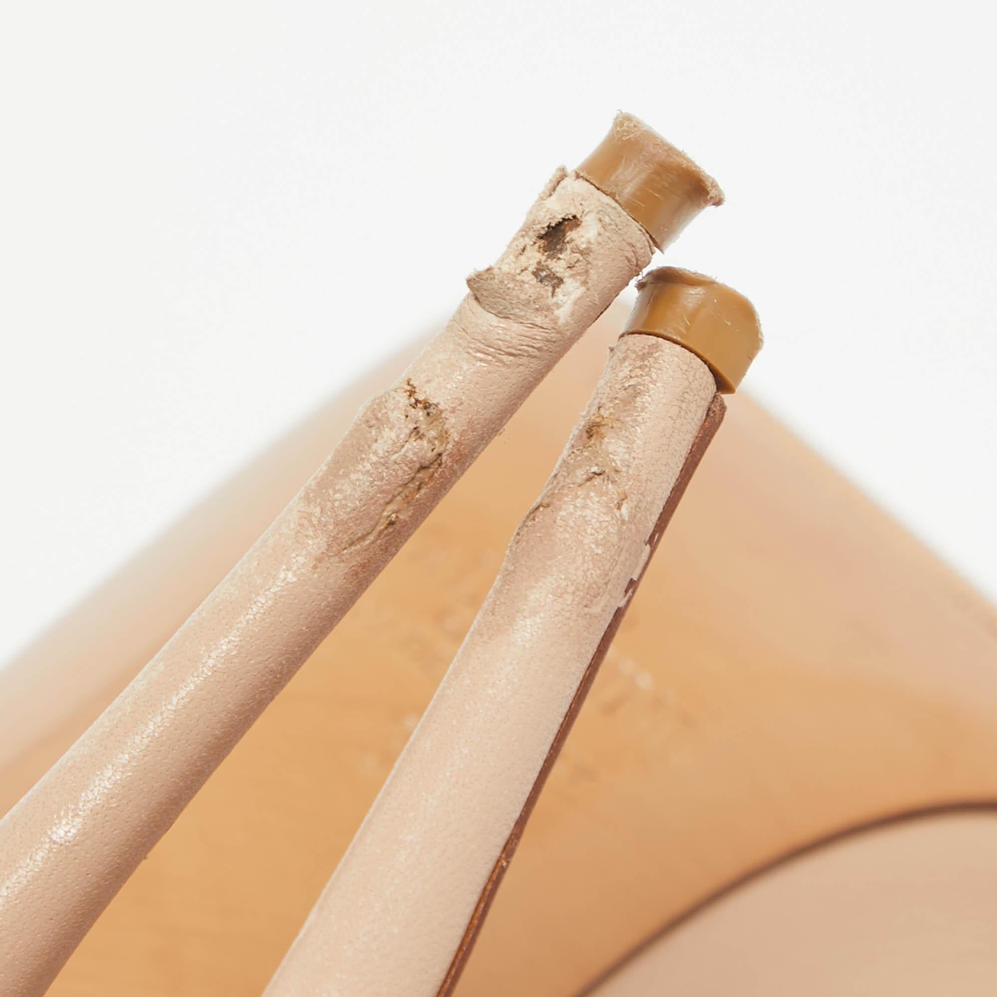 Valentino Beige Leather Buckle Detail Pointed Toe Pumps Size 38 For Sale 2