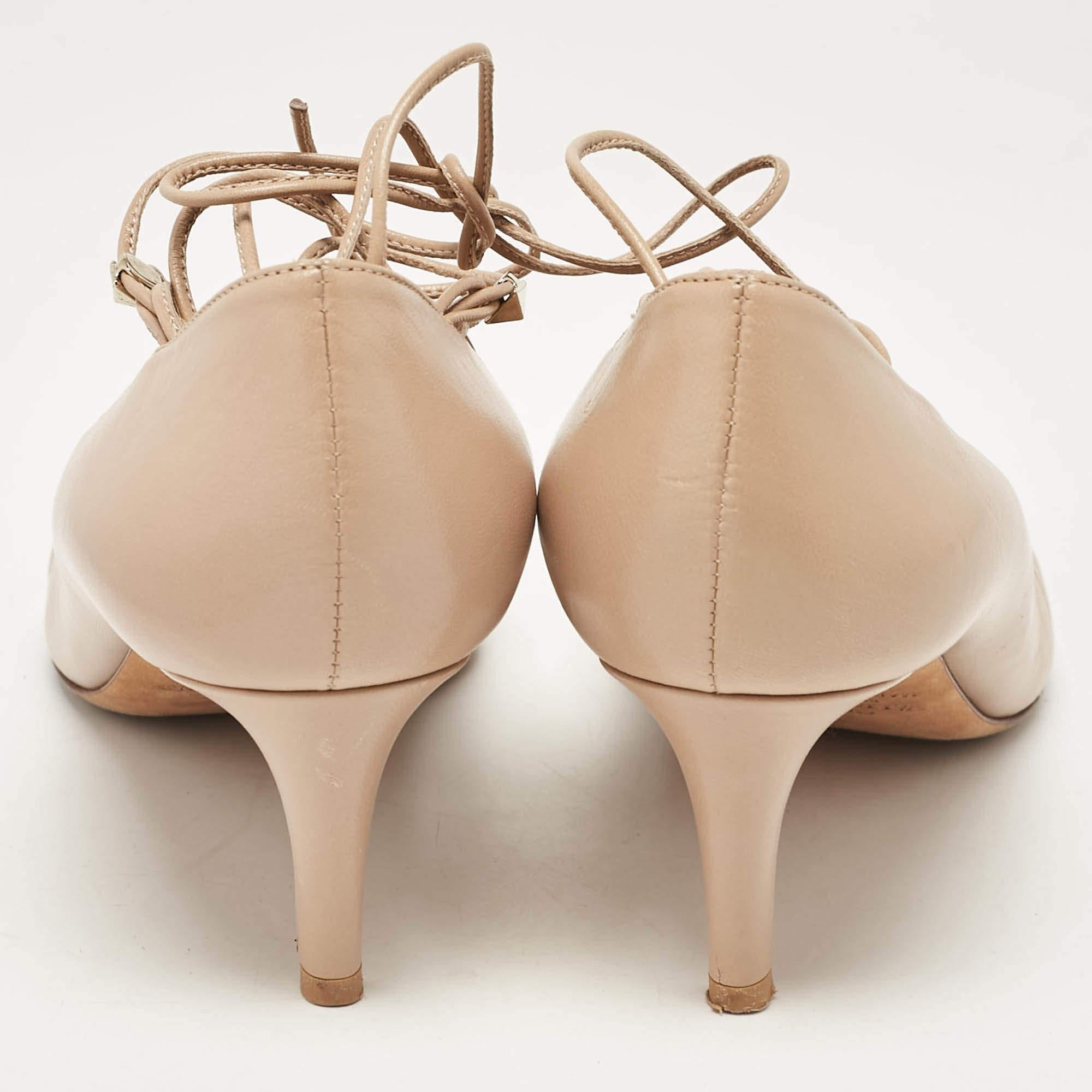  Valentino escarpins Rockstud en cuir beige, taille 36.5 Pour femmes 