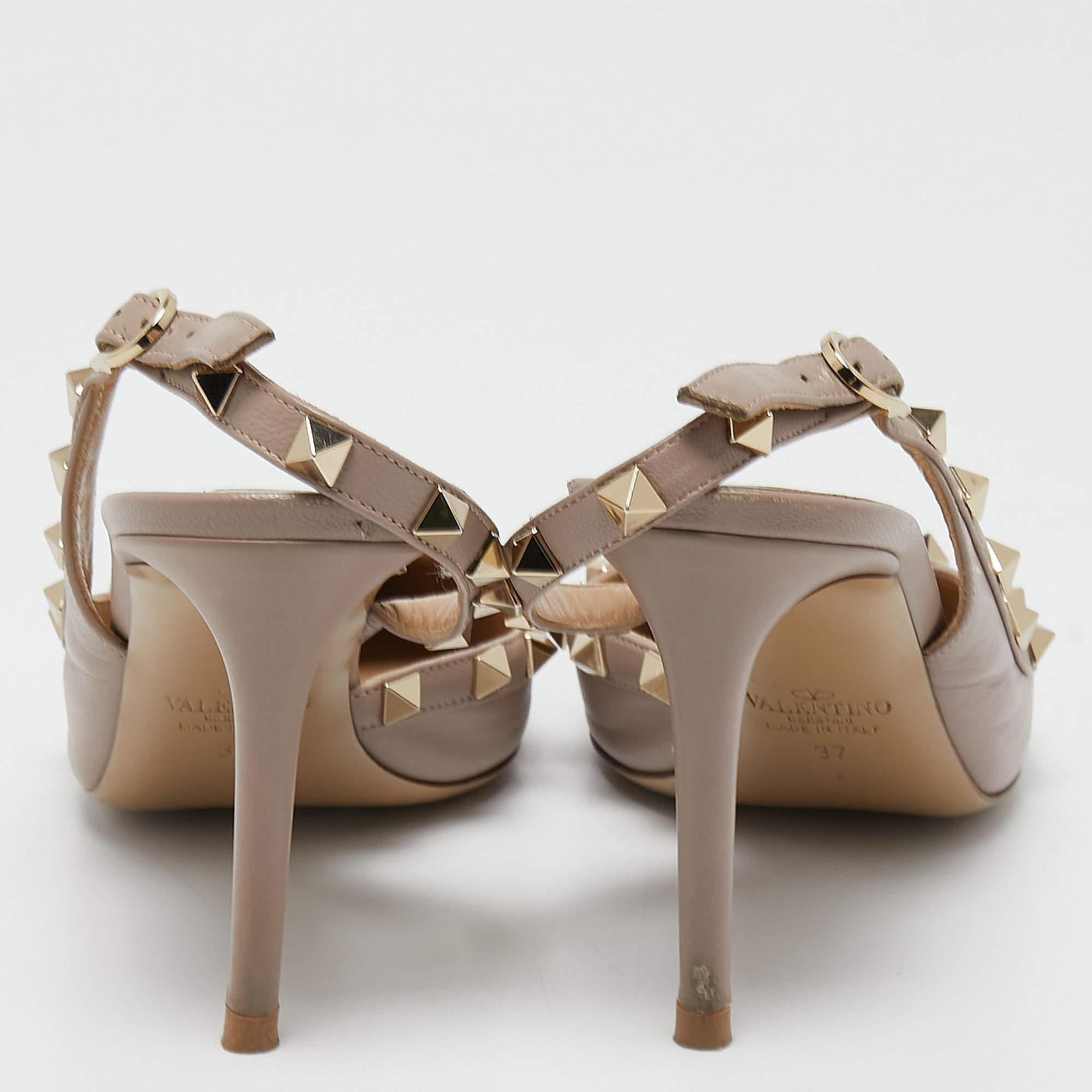 Valentino Beige Leather Rockstud Slingback Pumps Size 37 In Good Condition In Dubai, Al Qouz 2