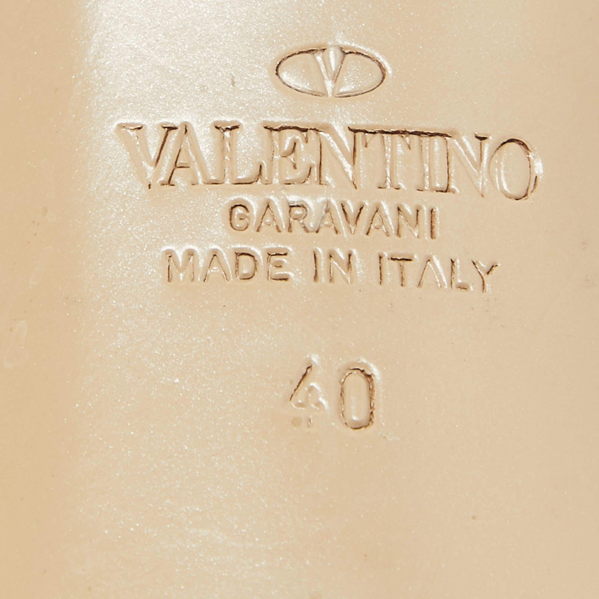 Valentino escarpins Rockstud en cuir et verni beige, taille 40 en vente 4