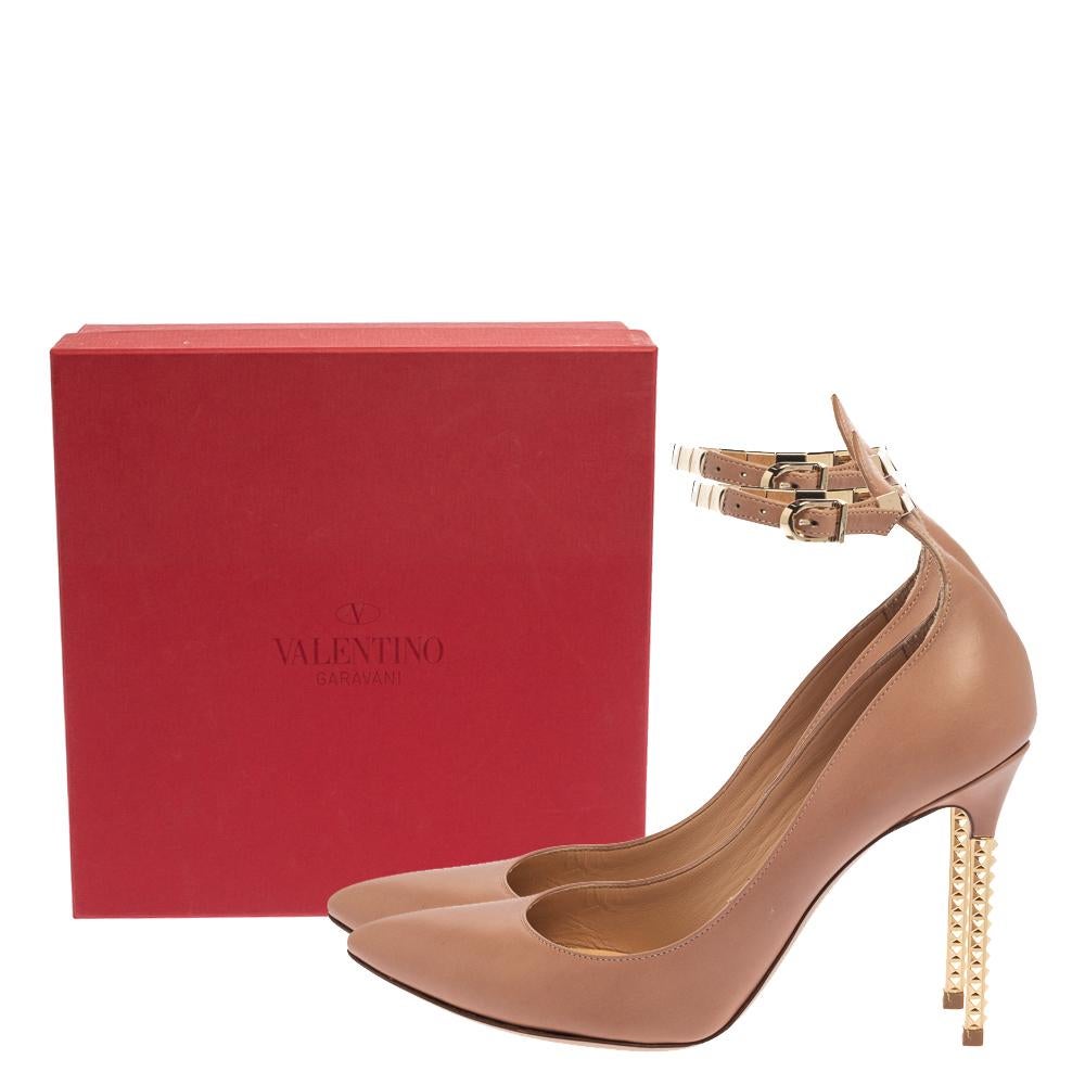 Valentino Beige Patent Leather Chain Ankle Strap Pointed Toe Pumps Size 36.5 5