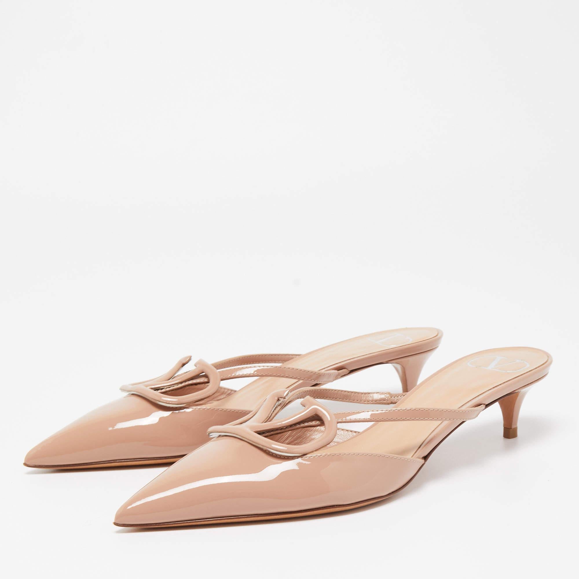 Women's Valentino Beige Patent Leather Escape V logo Pointed Toe Mules Size 35