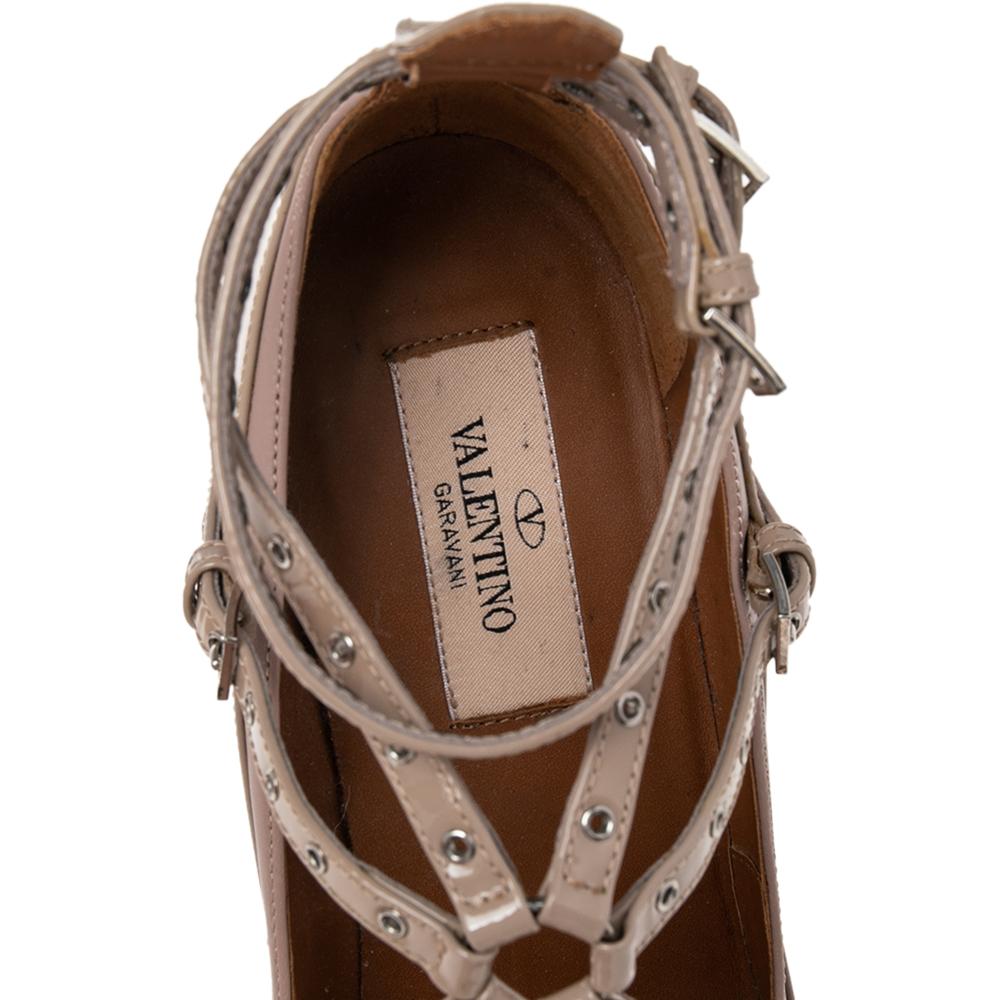 Women's Valentino Beige Patent Leather Love Latch Eyelet Embellished Pumps Size 36.5