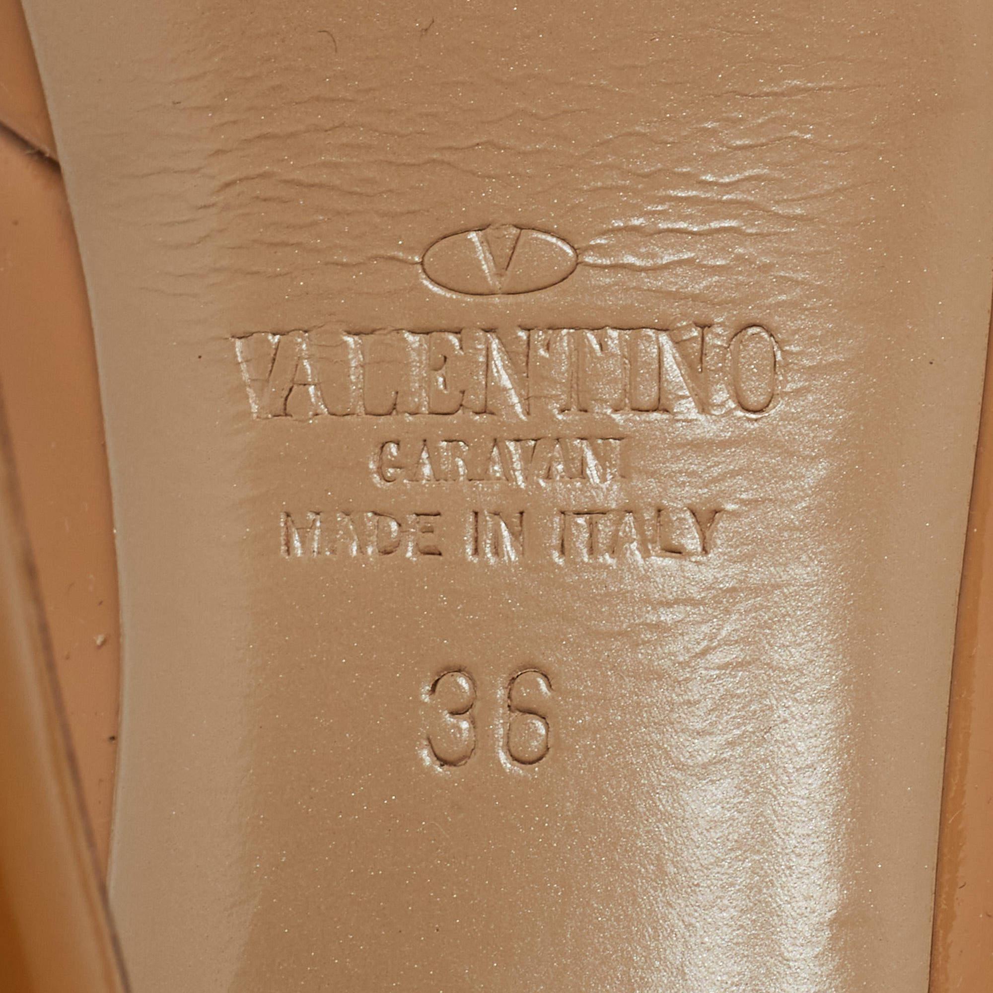 Valentino Beige Patent Leather Platform Pumps Size 36 For Sale 4