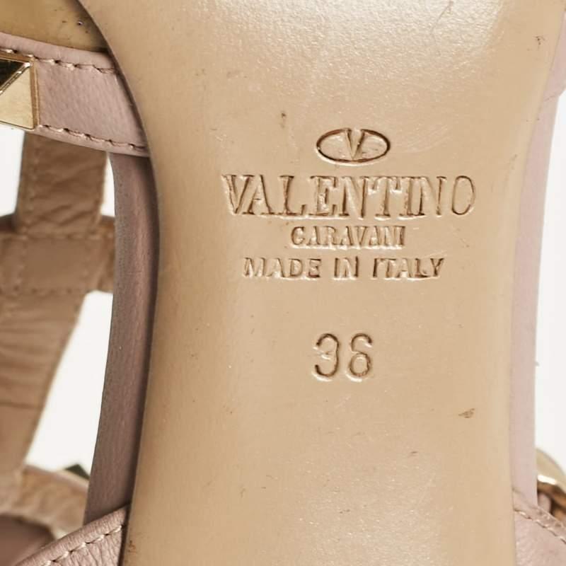 Valentino escarpins à clous Rockstud en cuir verni beige, taille 36 en vente 3