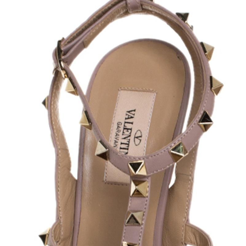 Valentino Beige Patent Leather Rockstud Pointed Toe Sandals Size 40.5 2