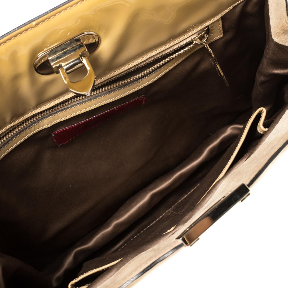 Valentino Beige Patent Leather Rockstud Strap Shoulder Bag 4