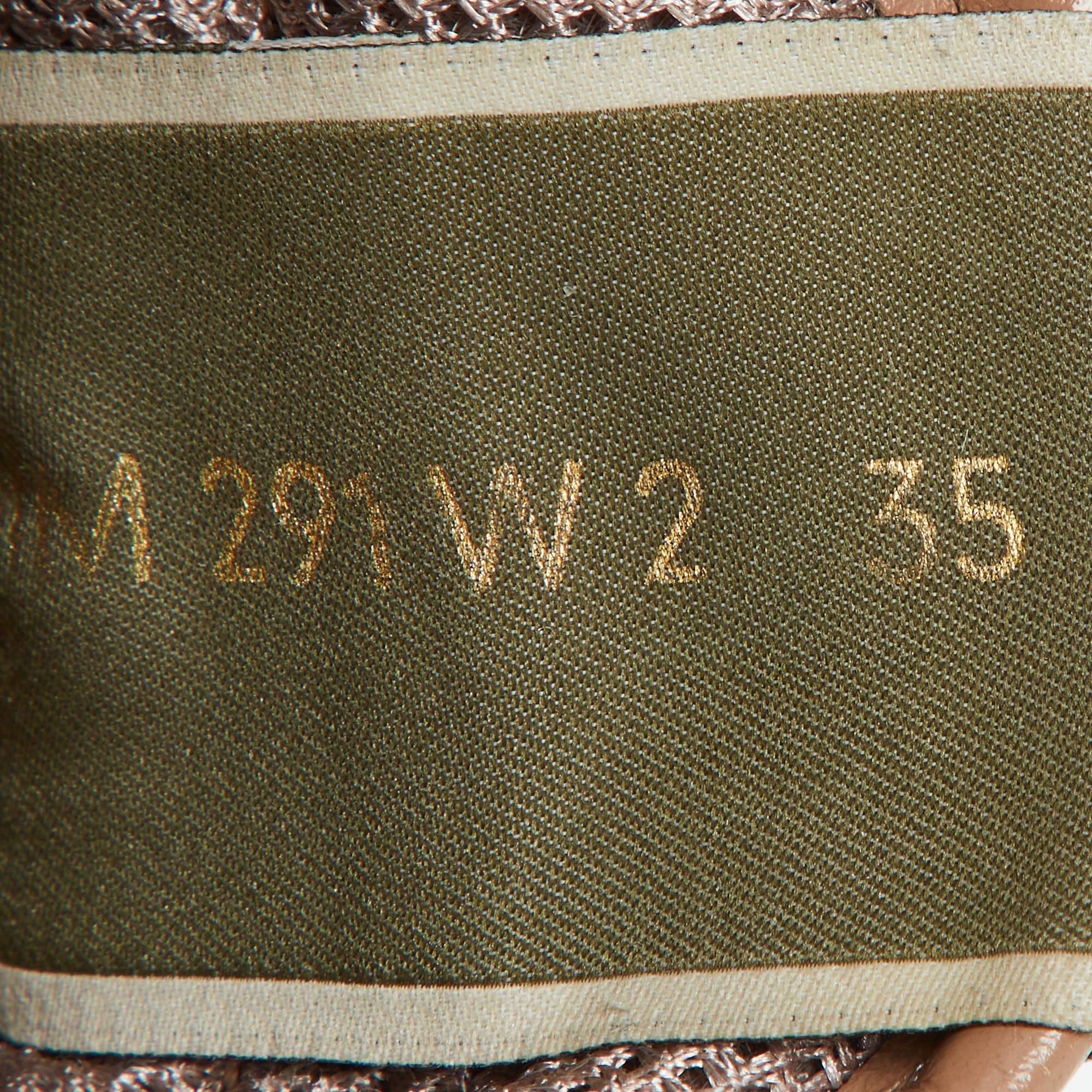 Valentino Beige/Rosa Floral Spitze und Leder Rockrunner Low Top Turnschuhe Größe 35 im Angebot 2