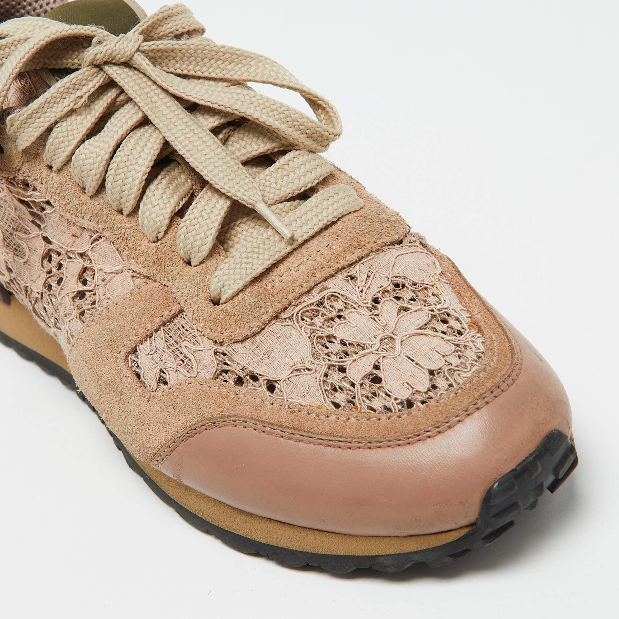 Valentino Beige/Rosa Floral Spitze und Leder Rockrunner Low Top Turnschuhe Größe 35 im Angebot 3