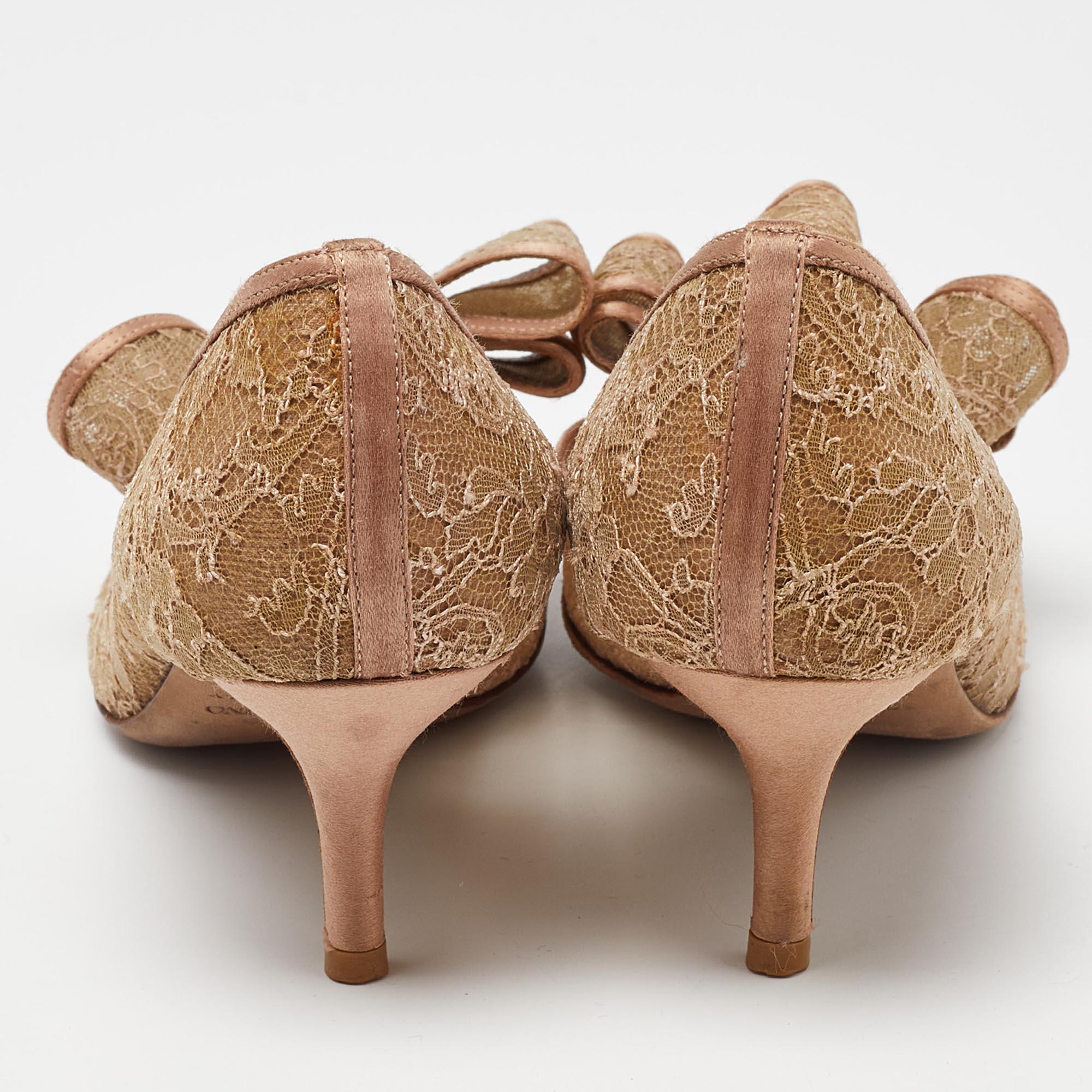 Valentino Beige Satin and Lace Bow Peep Toe Pumps Size 36 For Sale 1