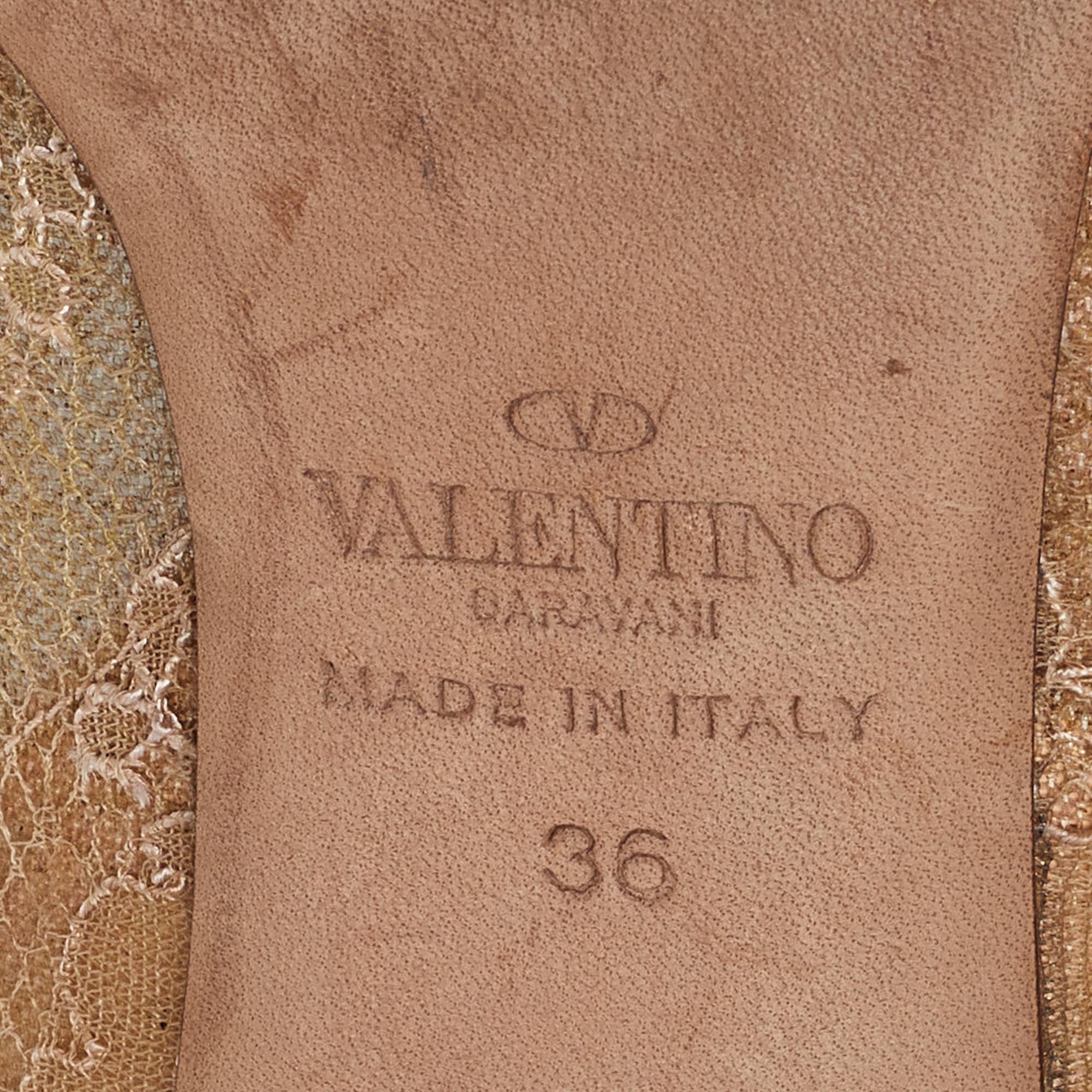 Valentino Beige Satin and Lace Bow Peep Toe Pumps Size 36 For Sale 4