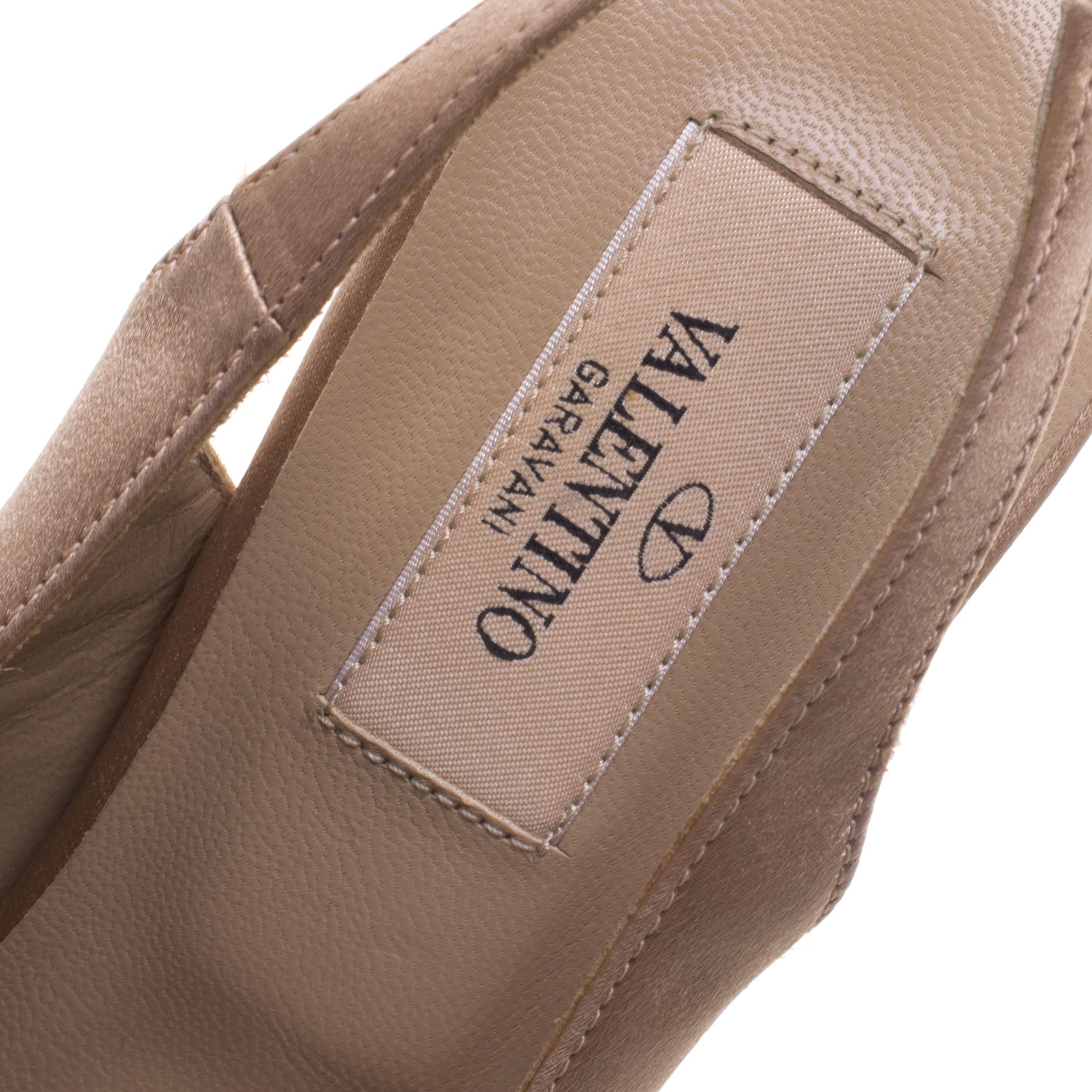 Valentino Beige Satin Lace Bow Detail Peeptoe Slingback Sandals Size 37.5 3