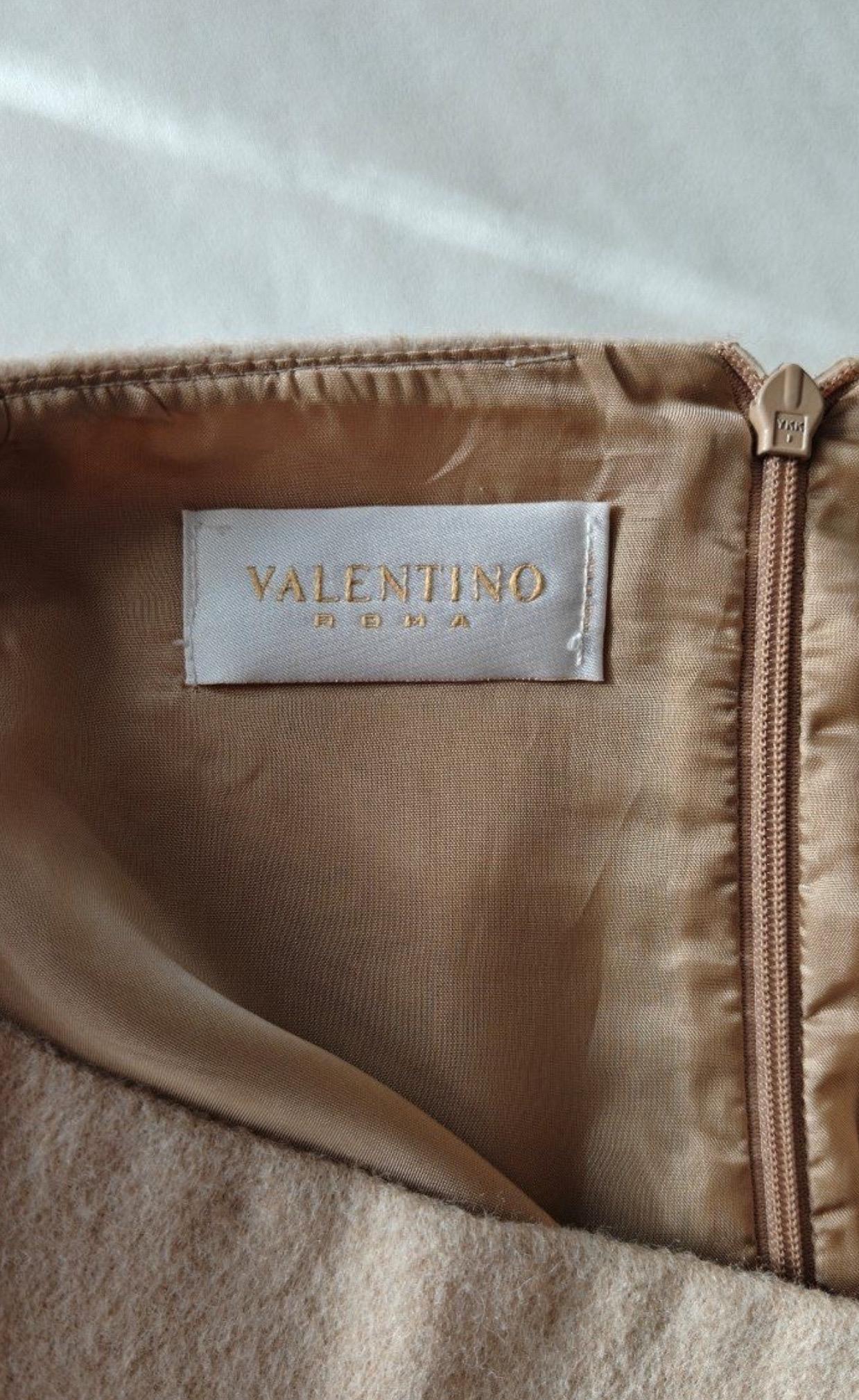 Valentino Abito beige in lana e cashmere IT40 / S in vendita 2