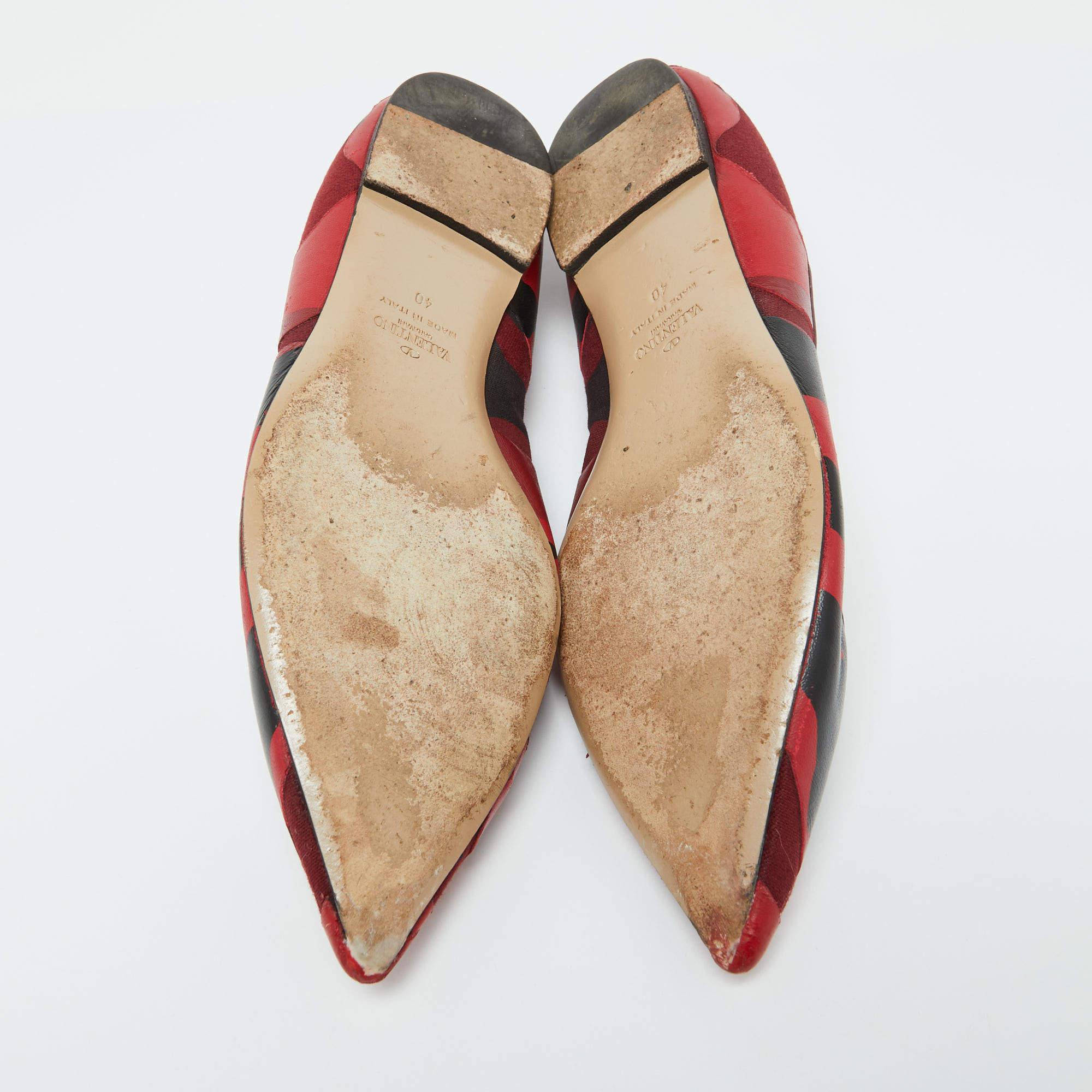 Valentino Ballerines en toile et cuir bicolore camouflage taille 40 en vente 1
